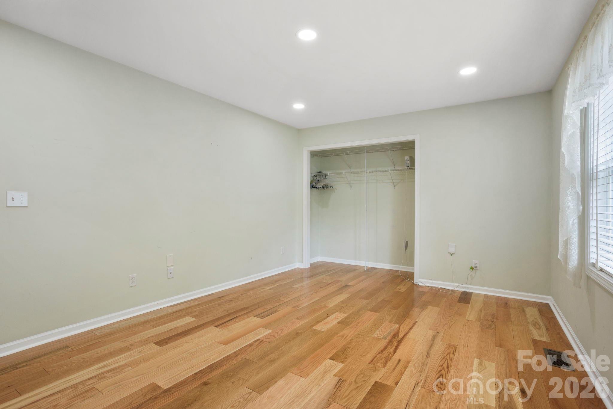 315 Charlestown Drive — Hendersonville