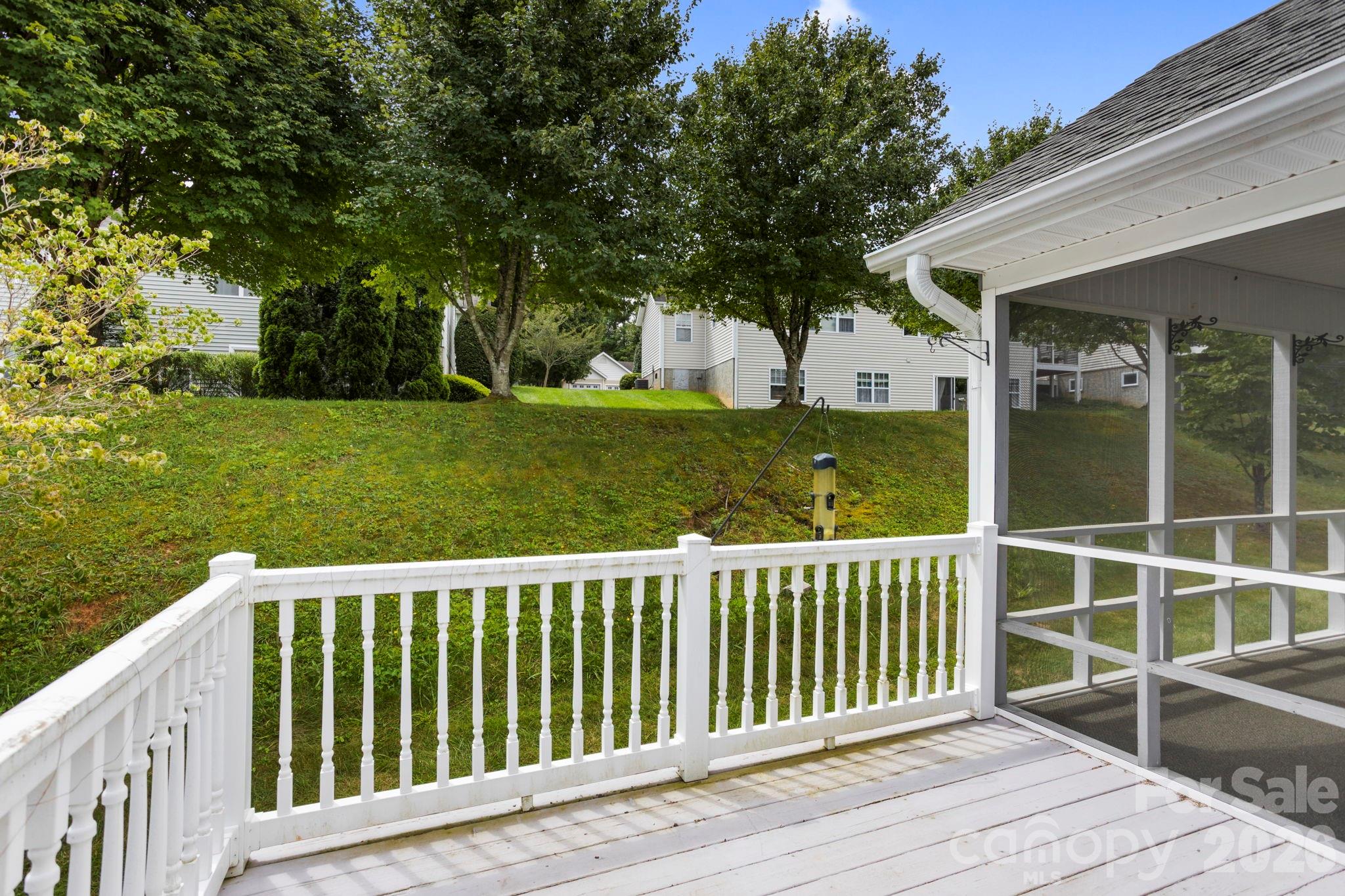 315 Charlestown Drive — Hendersonville