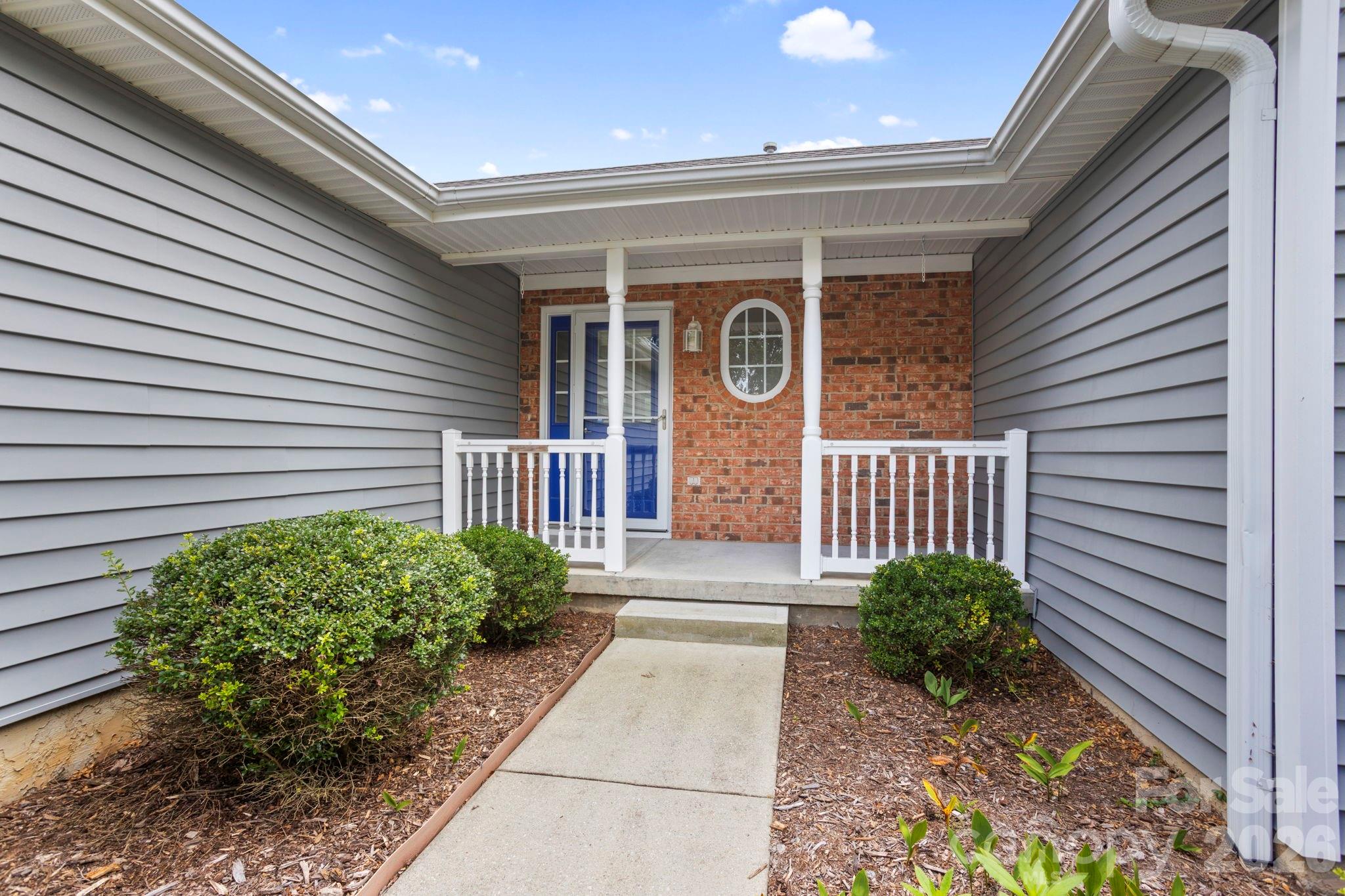 315 Charlestown Drive — Hendersonville