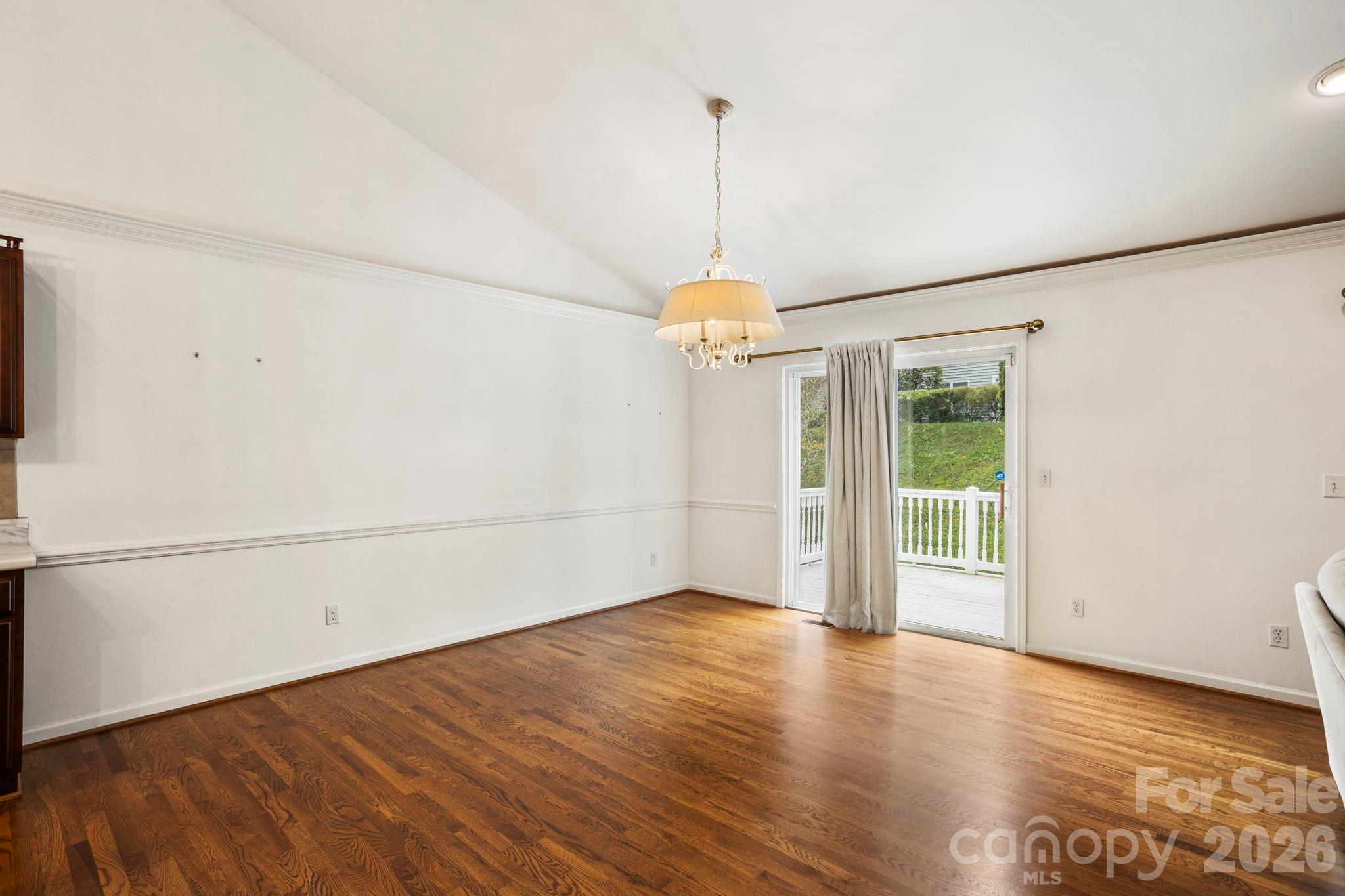 315 Charlestown Drive — Hendersonville