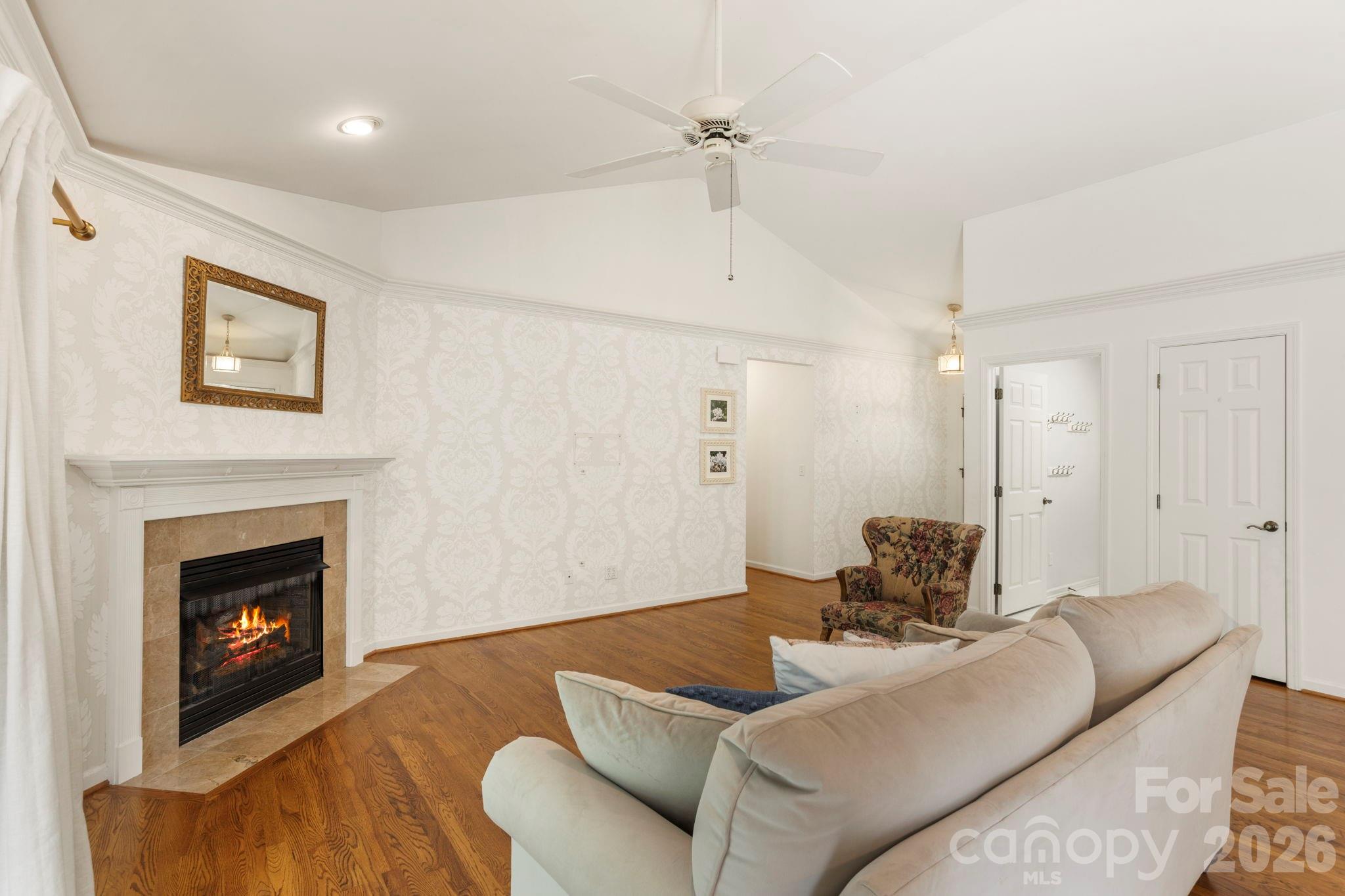 315 Charlestown Drive — Hendersonville