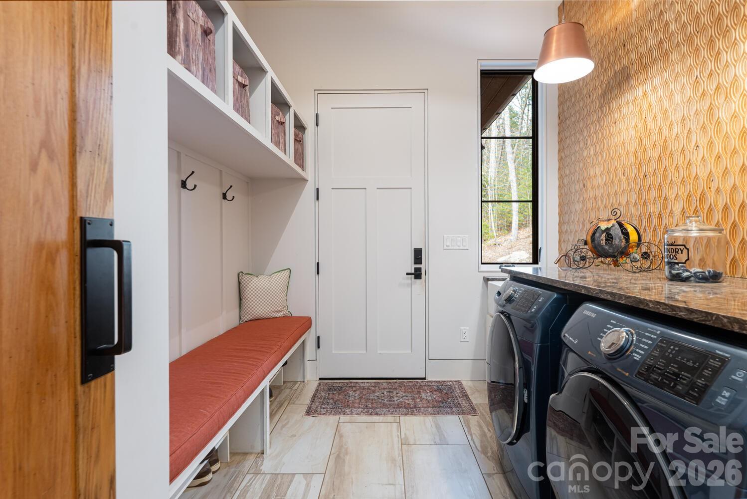 208 Glenroy Court — Flat Rock