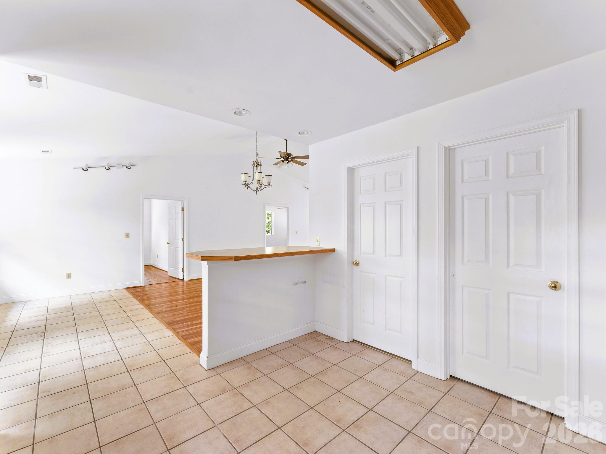 269 Pinewood Knoll Drive — Hendersonville