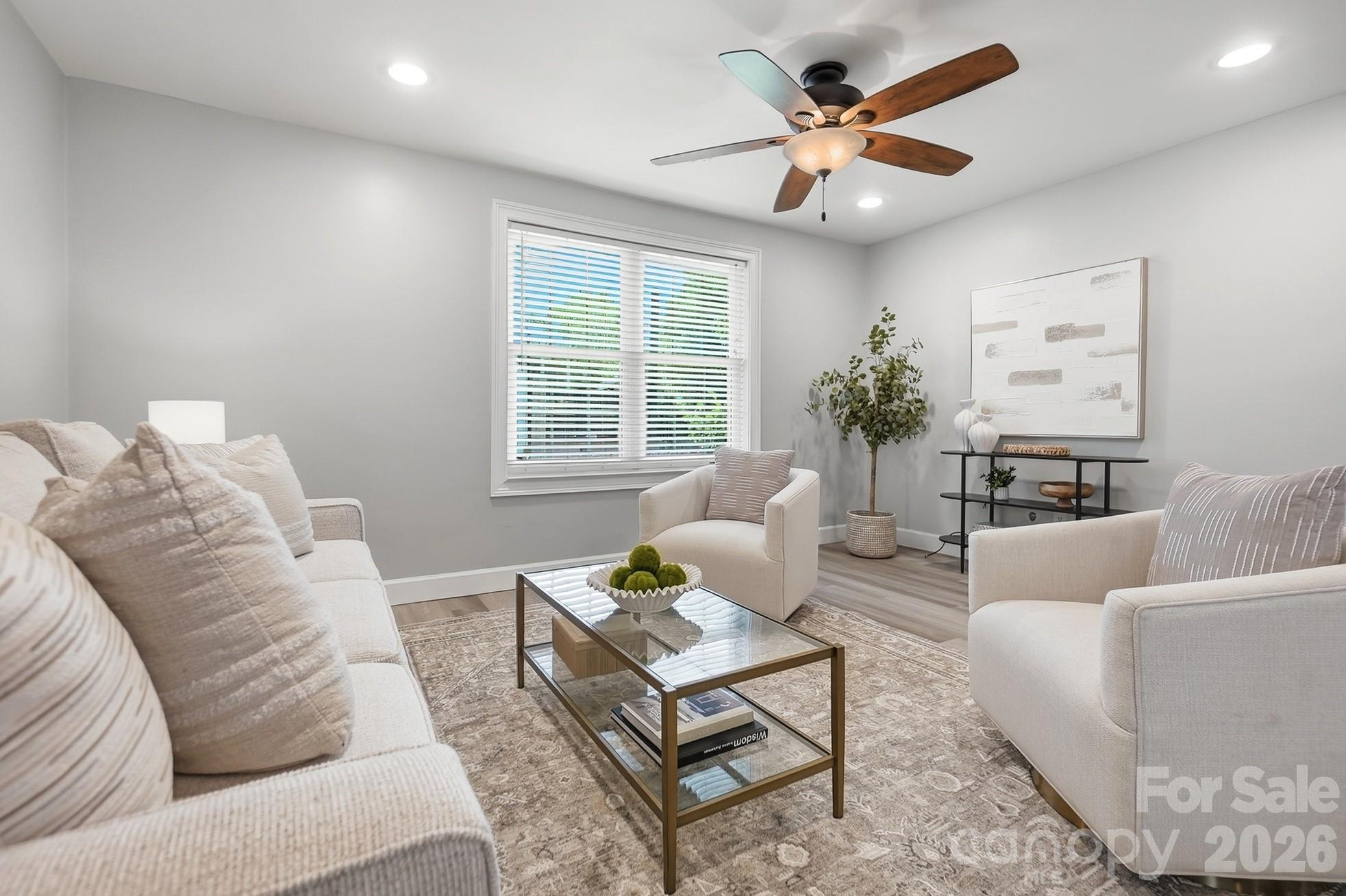 417 Woodvale Place — Charlotte