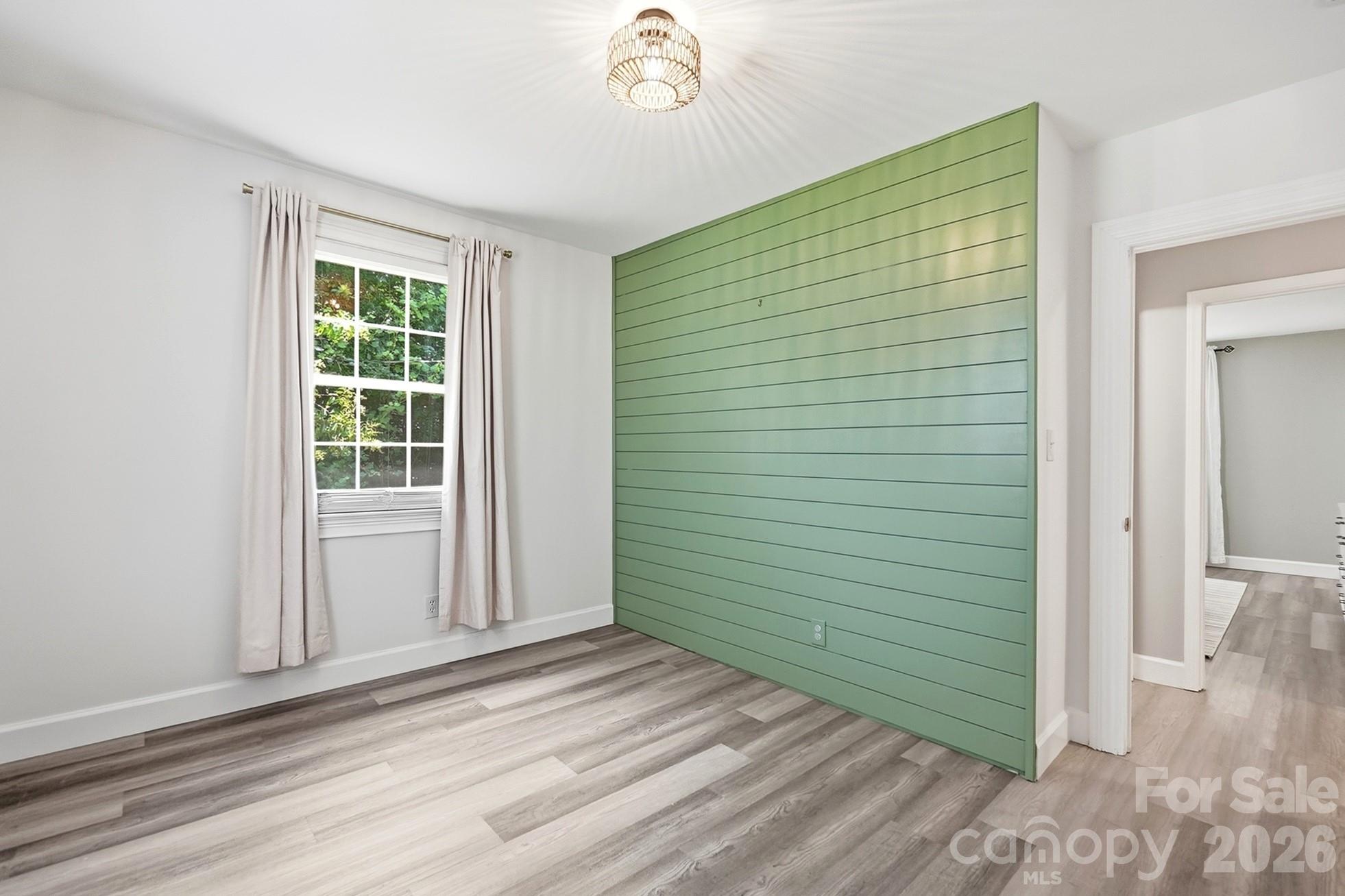 417 Woodvale Place — Charlotte
