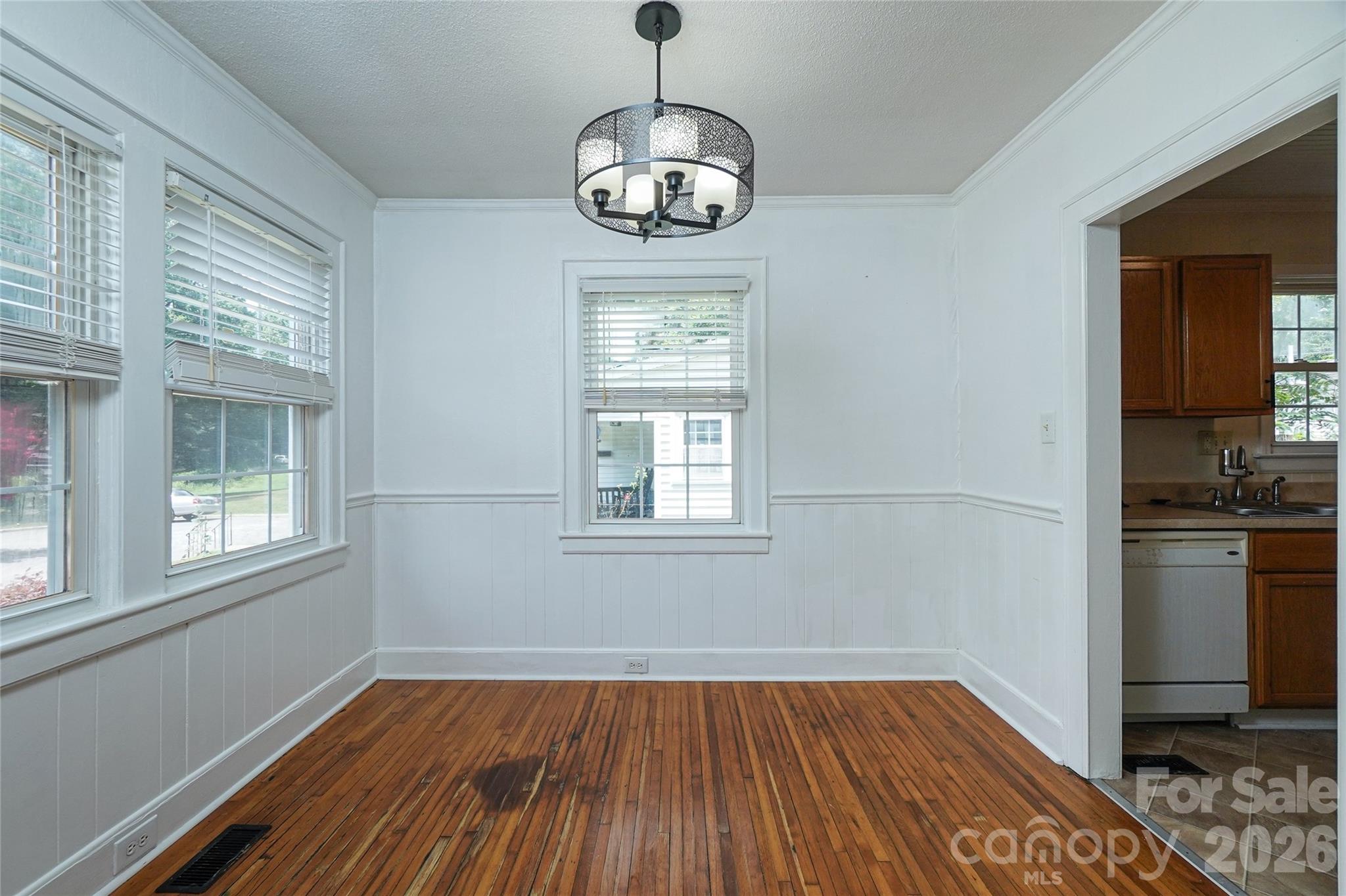 512 W 8th Avenue — Gastonia