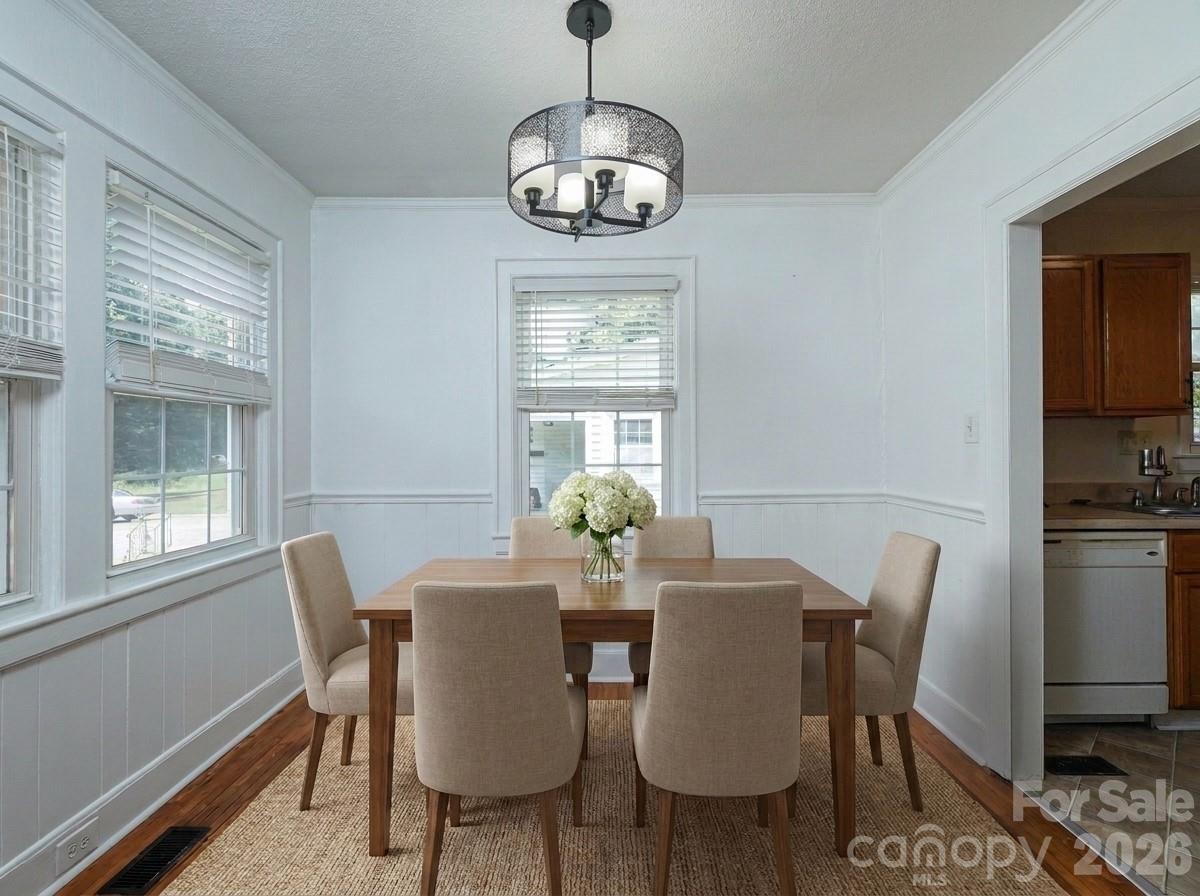 512 W 8th Avenue — Gastonia
