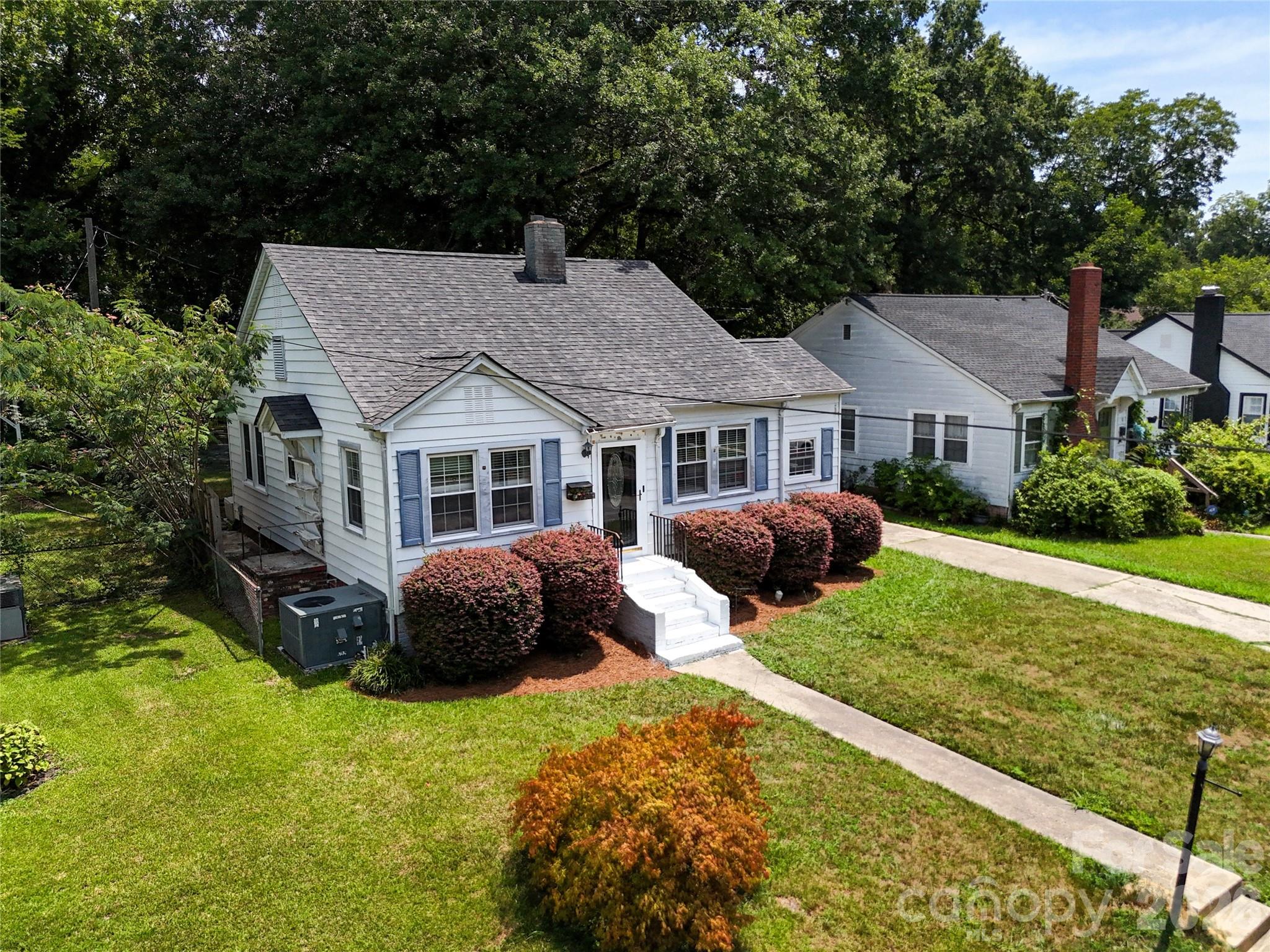 512 W 8th Avenue — Gastonia