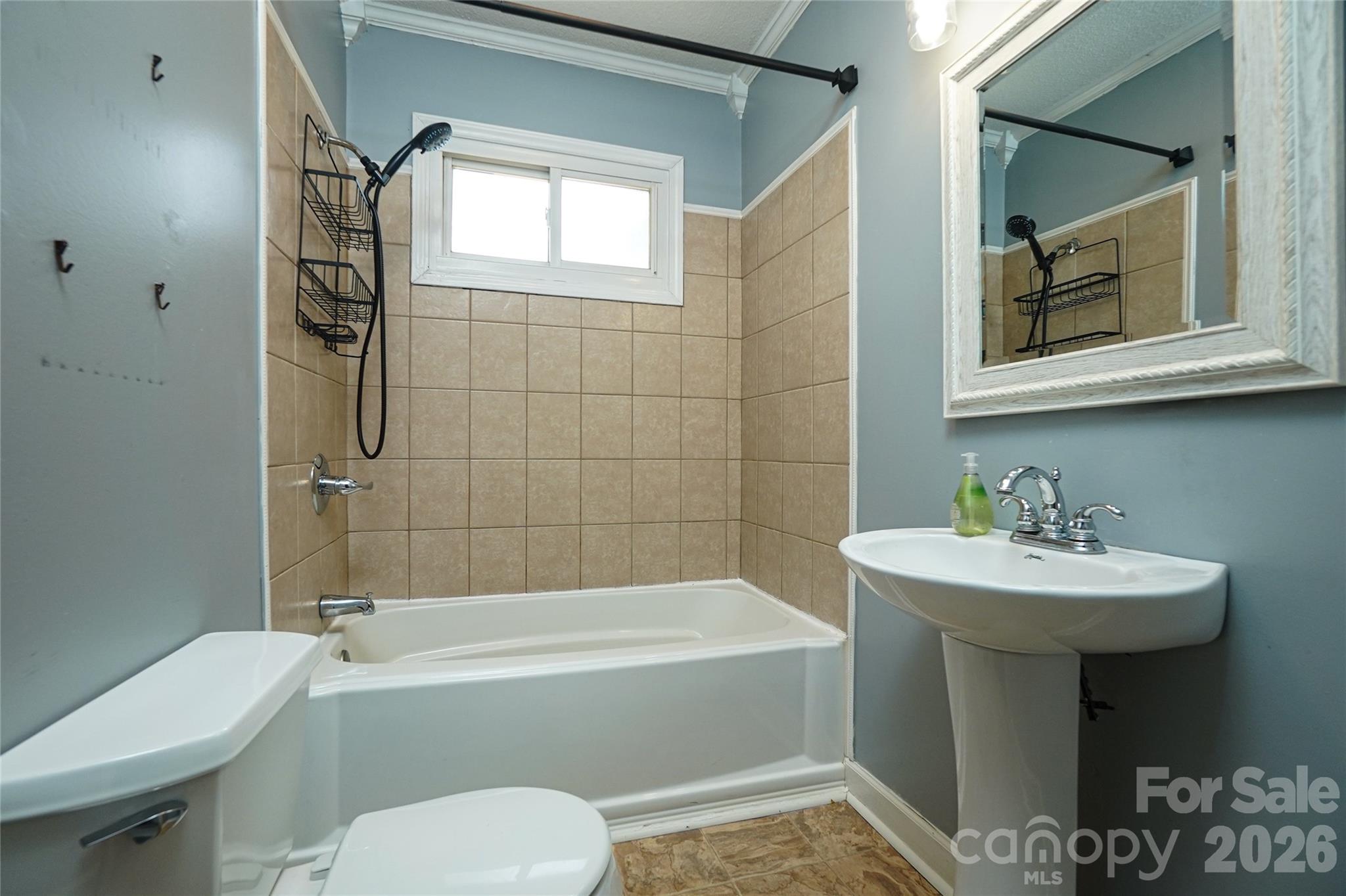 512 W 8th Avenue — Gastonia