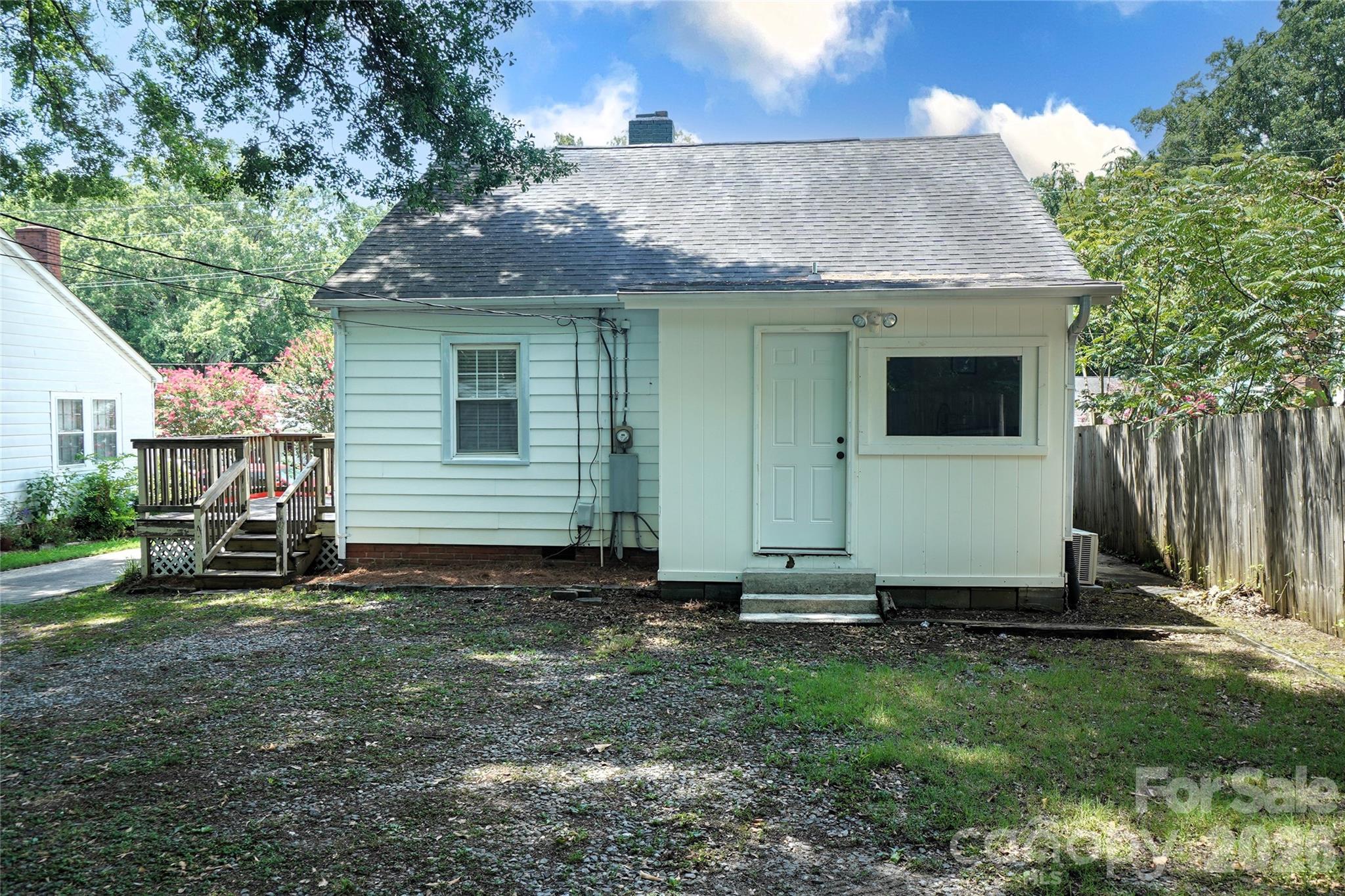 512 W 8th Avenue — Gastonia