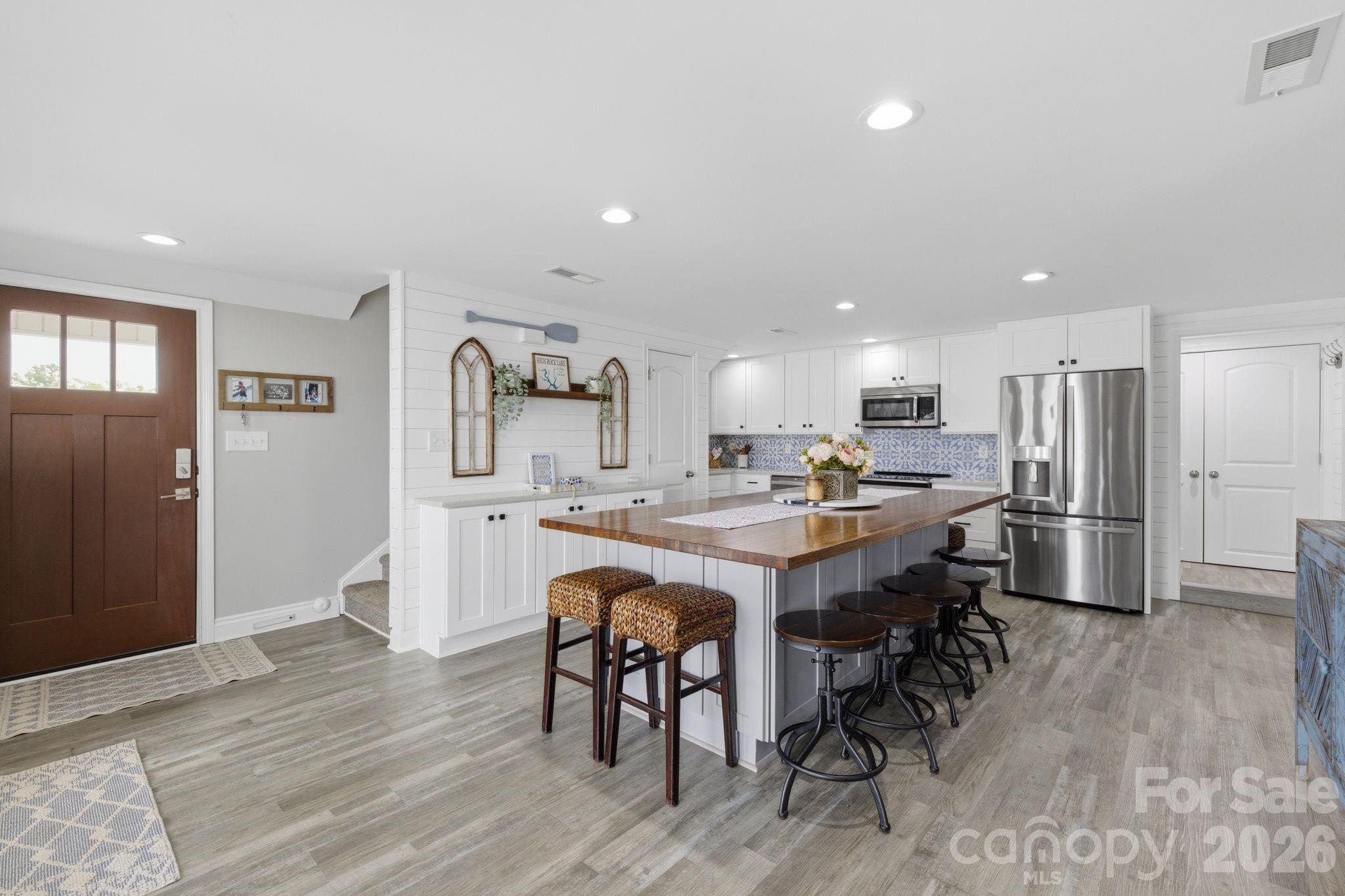 362 Shepps Boat Dock Road — Lexington