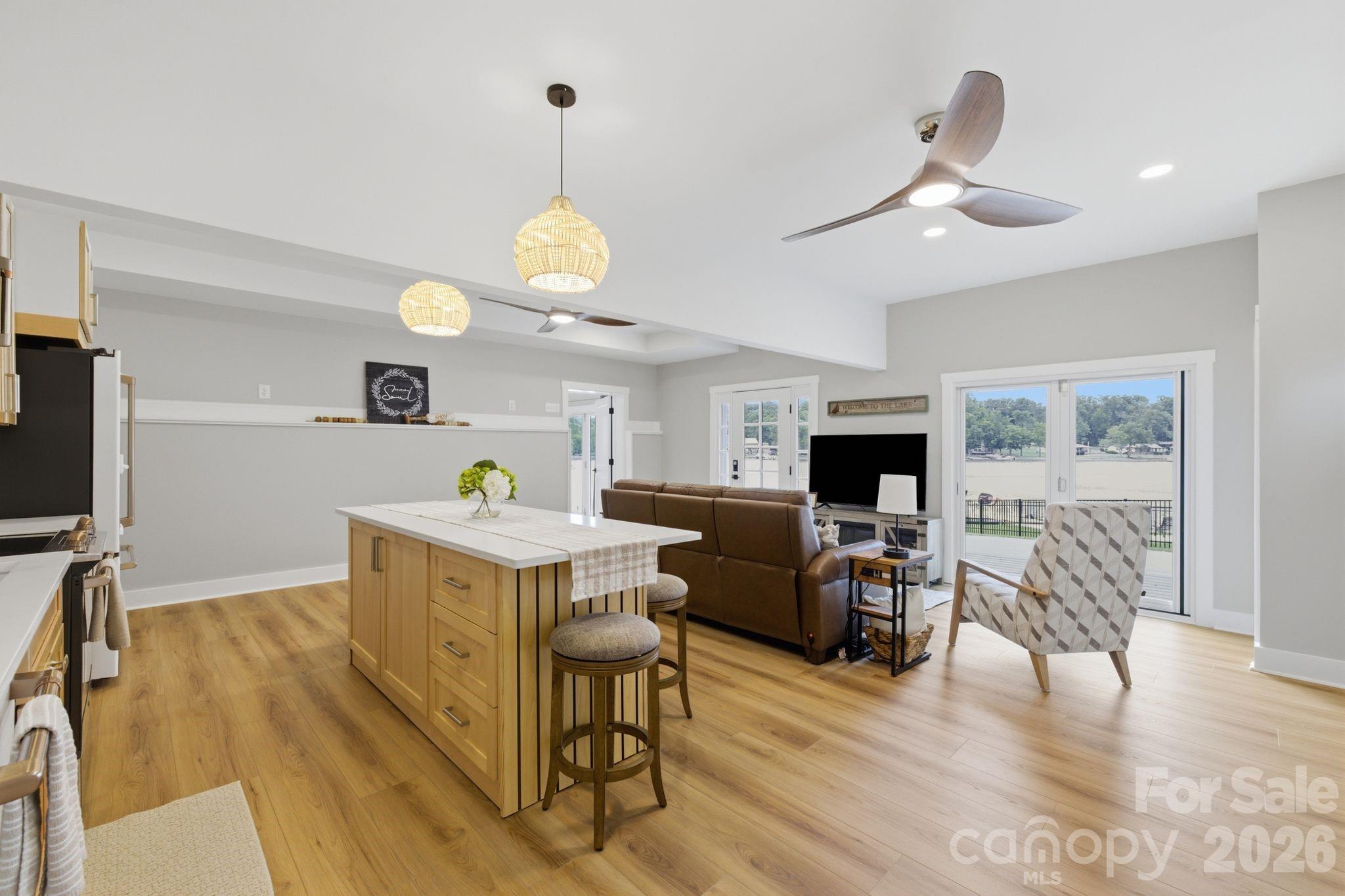 362 Shepps Boat Dock Road — Lexington