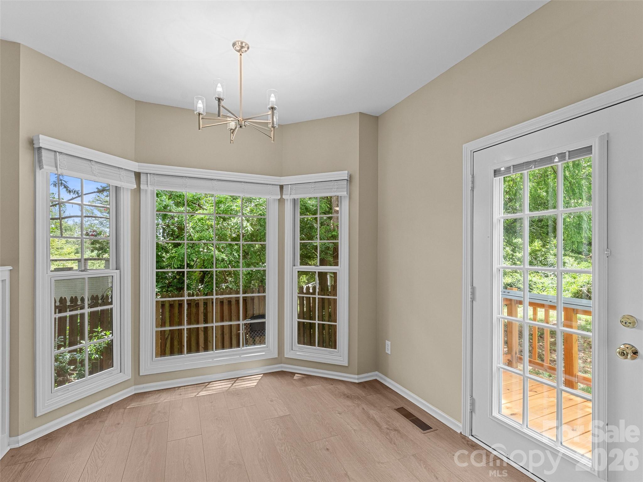 66 Hyde Avenue — Tryon