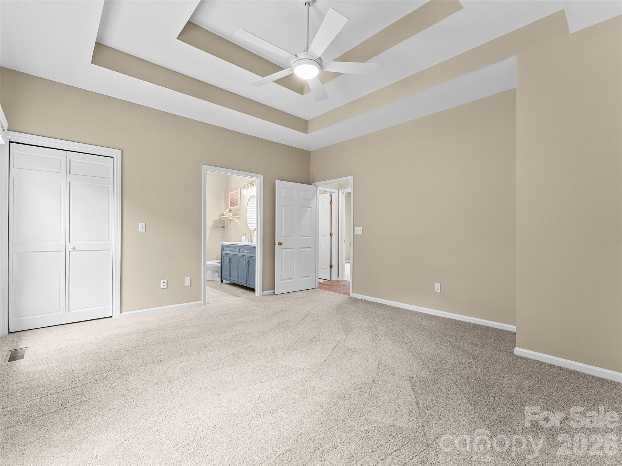 66 Hyde Avenue — Tryon