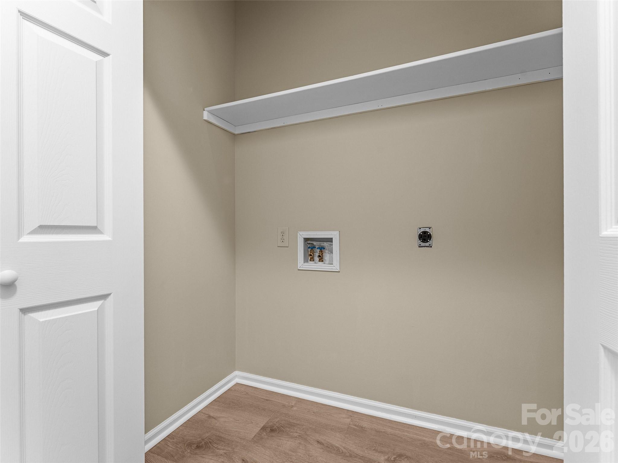 66 Hyde Avenue — Tryon