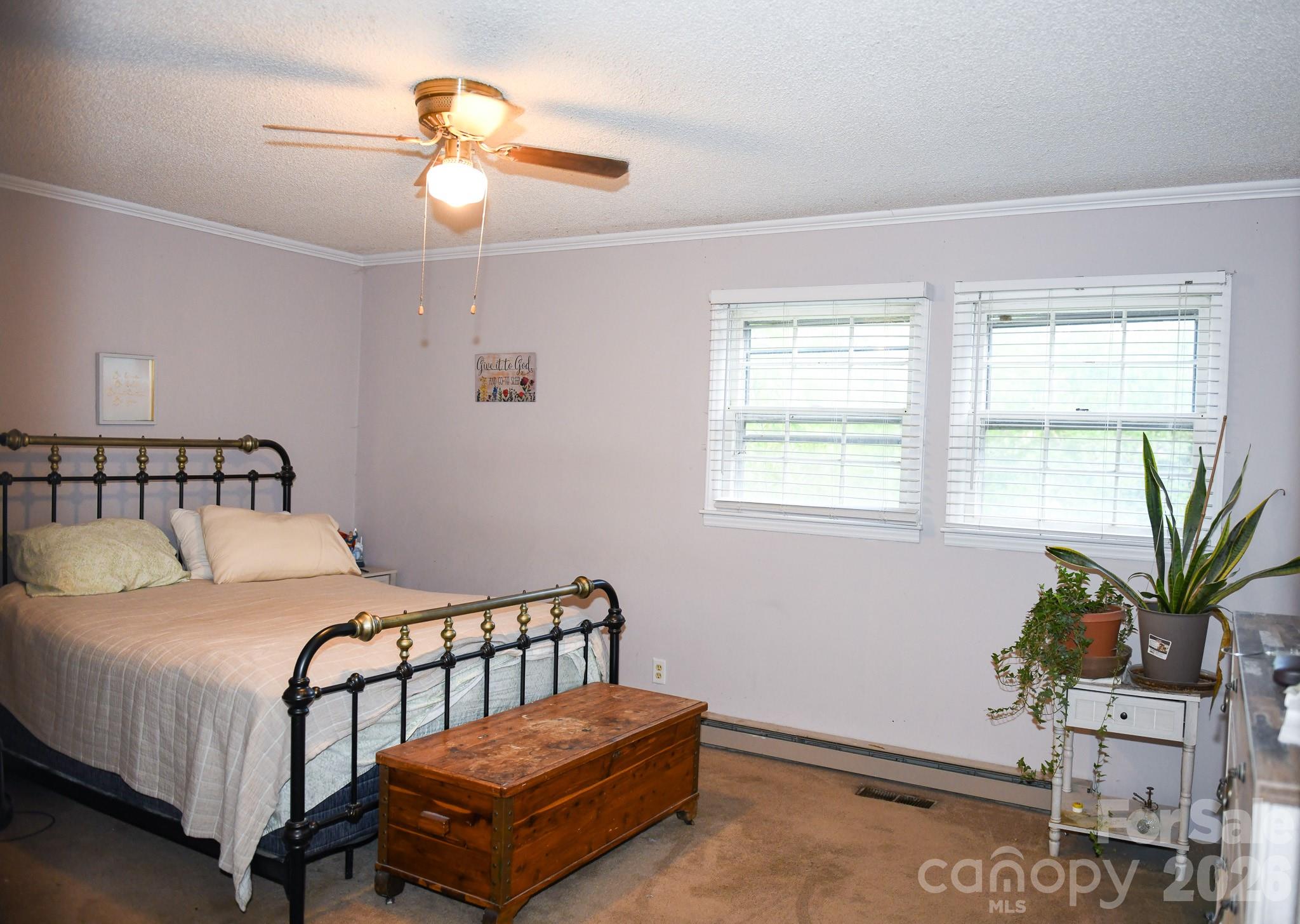 616 Pineview Lakes Road — Chester