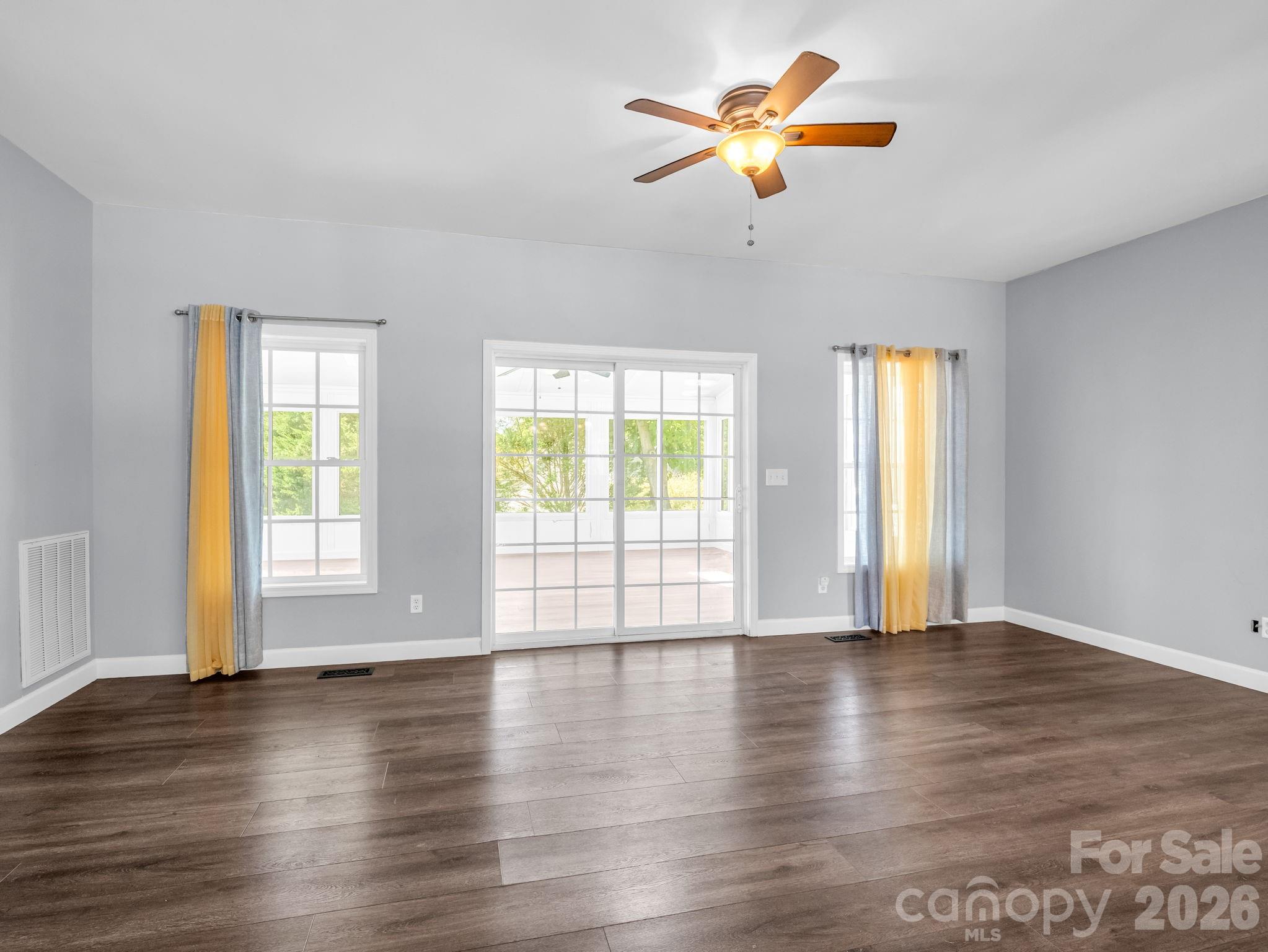 355 Hidden Meadow Drive — Hendersonville