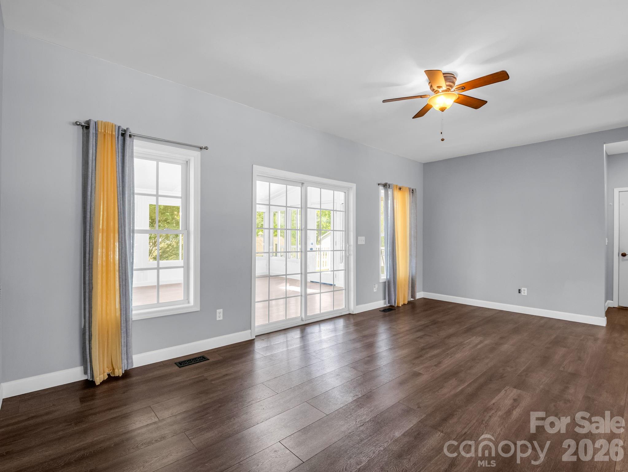 355 Hidden Meadow Drive — Hendersonville