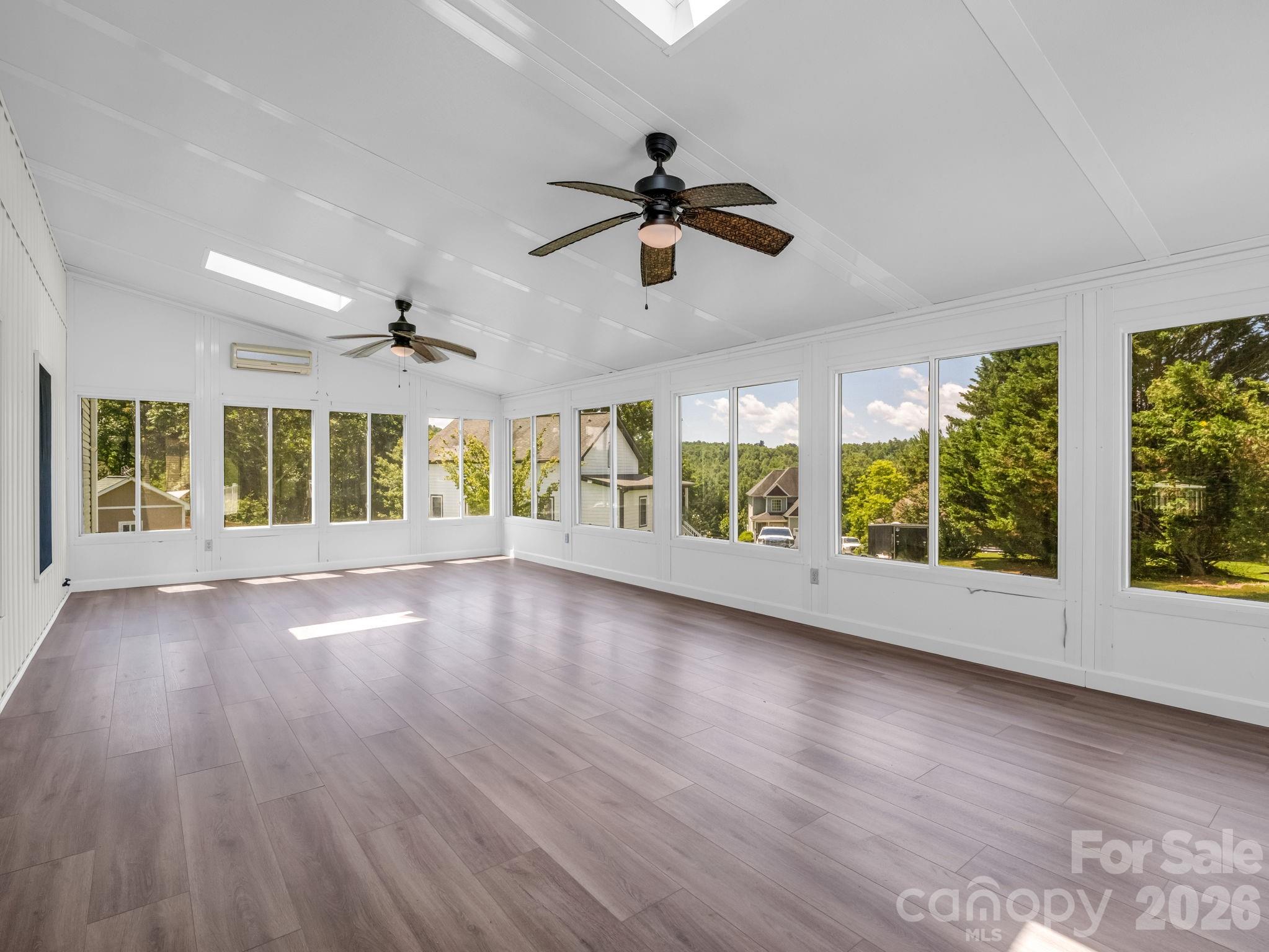 355 Hidden Meadow Drive — Hendersonville
