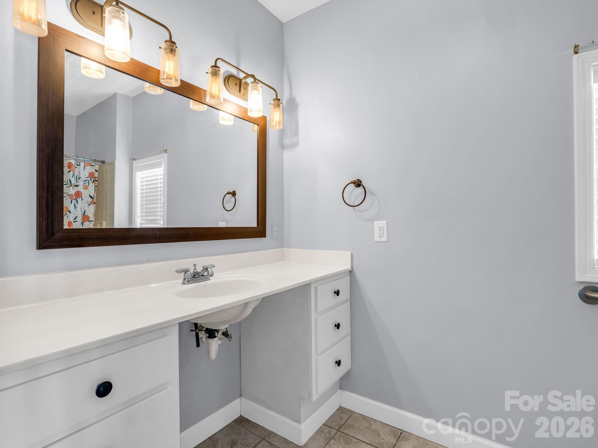 355 Hidden Meadow Drive — Hendersonville