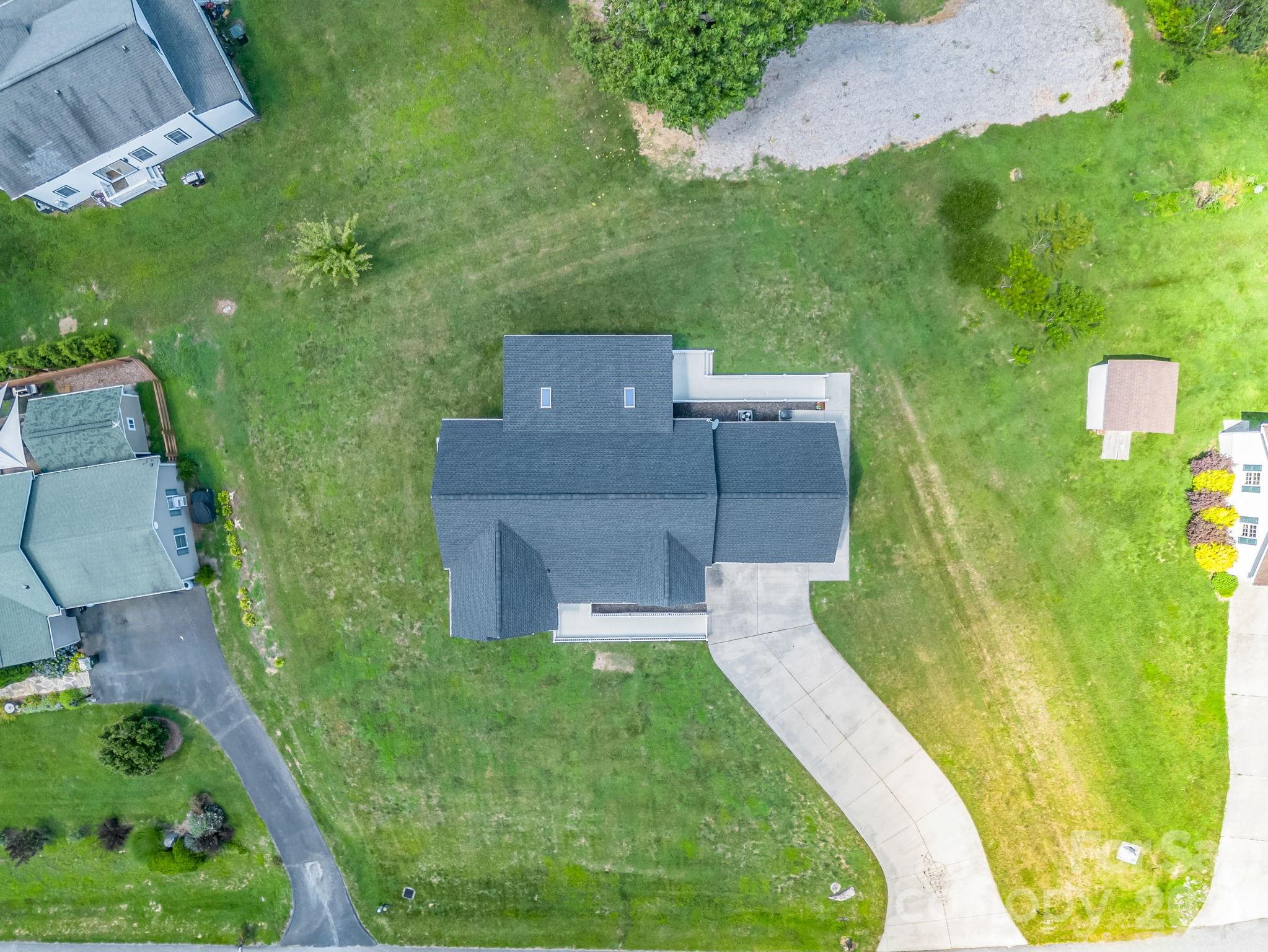 355 Hidden Meadow Drive — Hendersonville