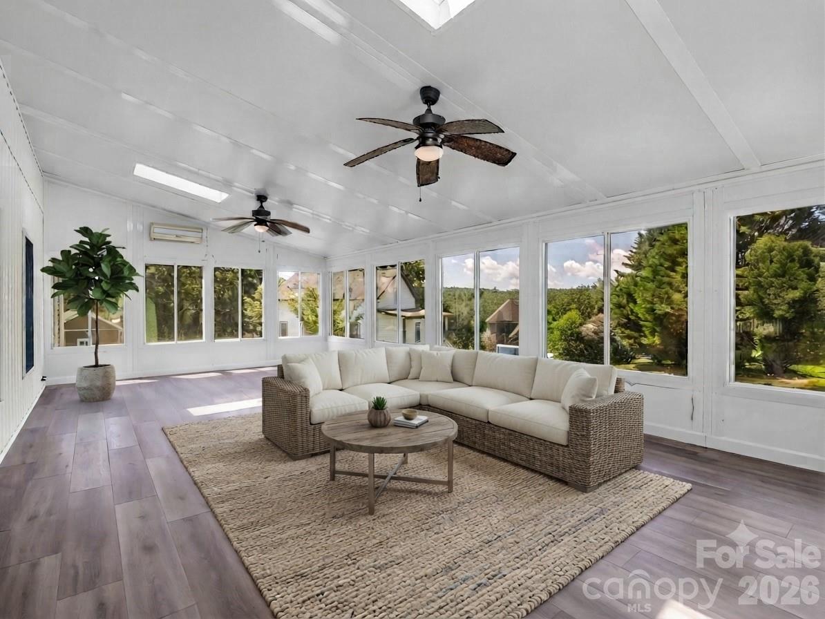355 Hidden Meadow Drive — Hendersonville