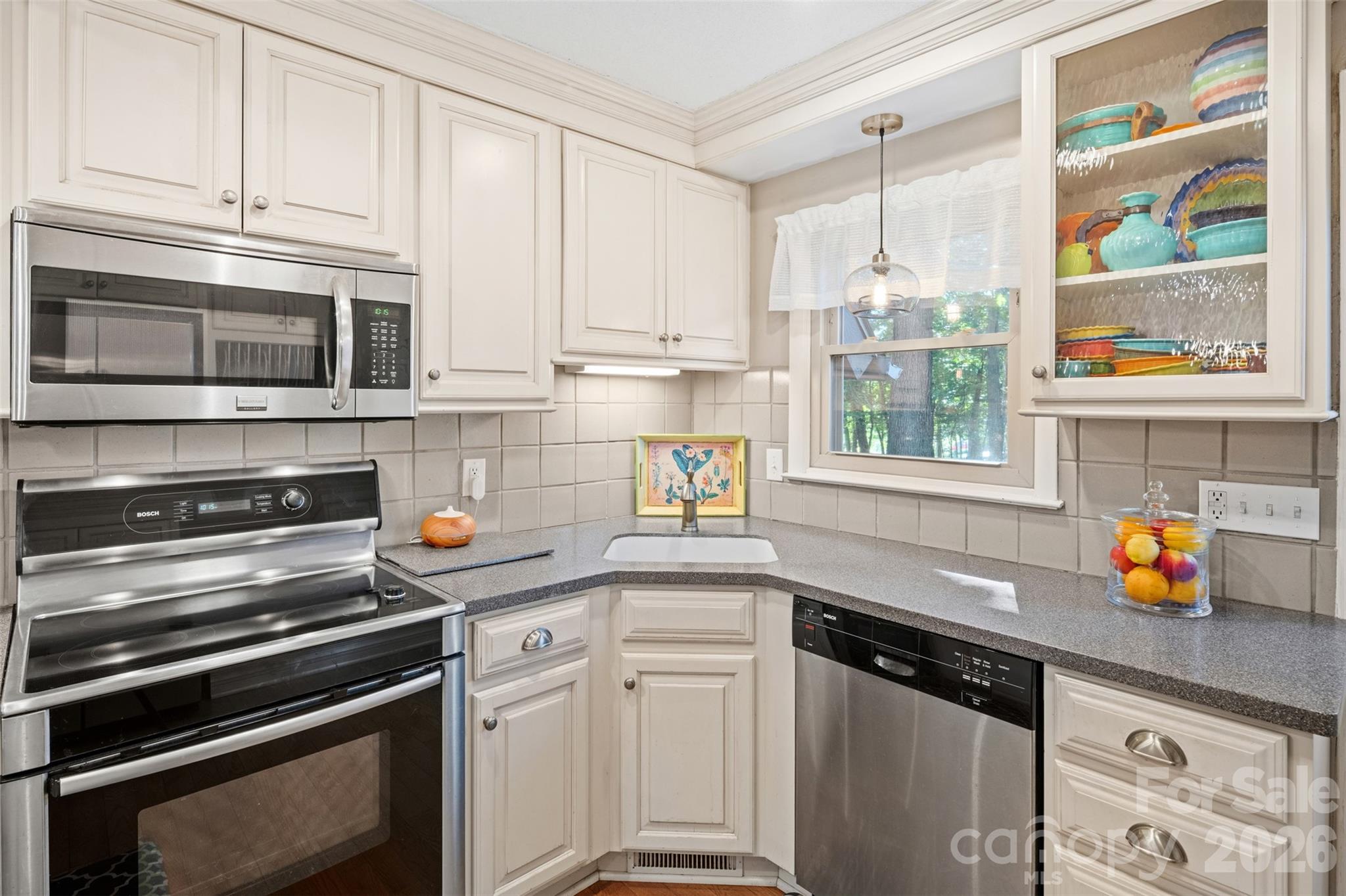55 Overlook Drive — Candler