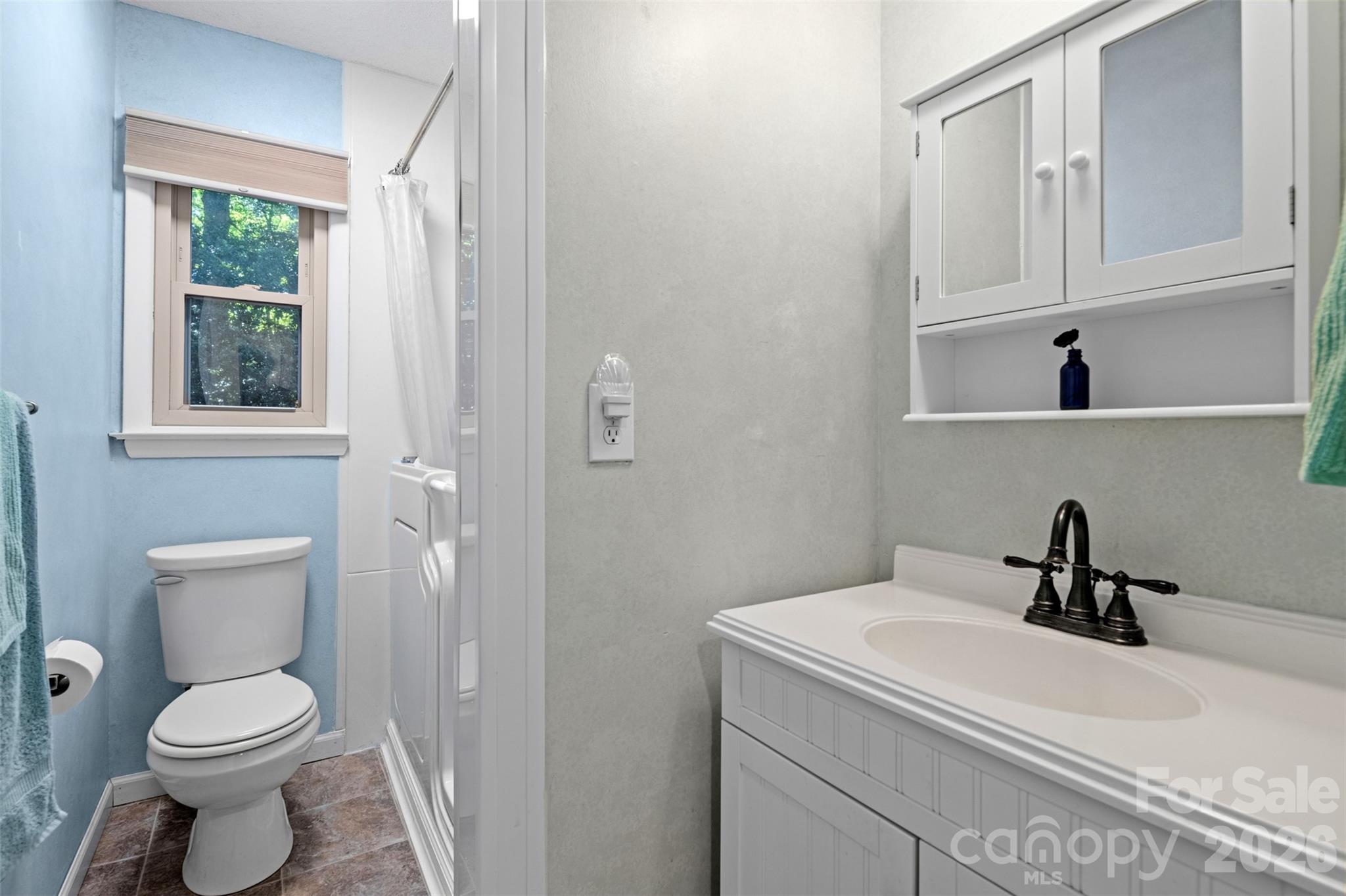 55 Overlook Drive — Candler