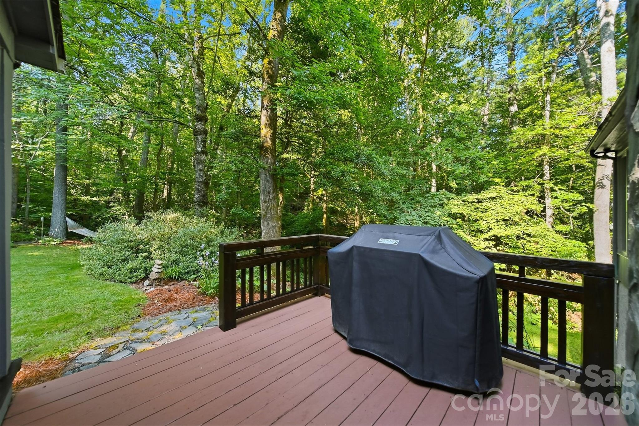 414 Stonecroft Drive SE — Lenoir