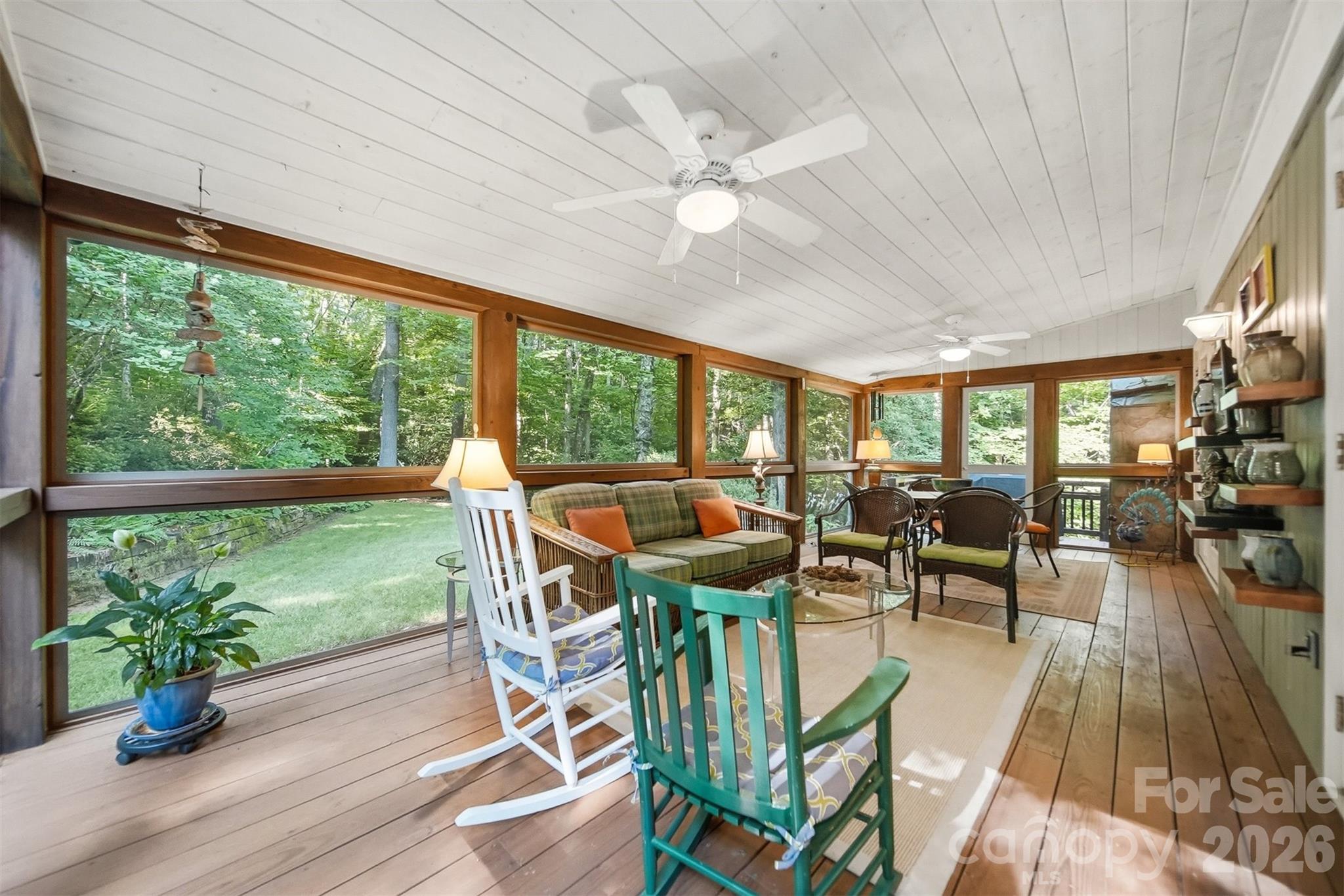 414 Stonecroft Drive SE — Lenoir