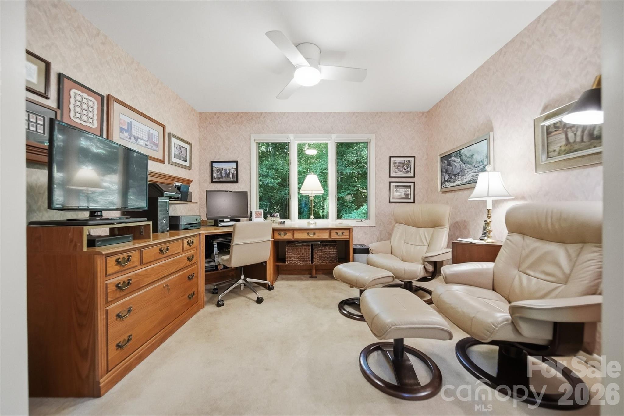 414 Stonecroft Drive SE — Lenoir