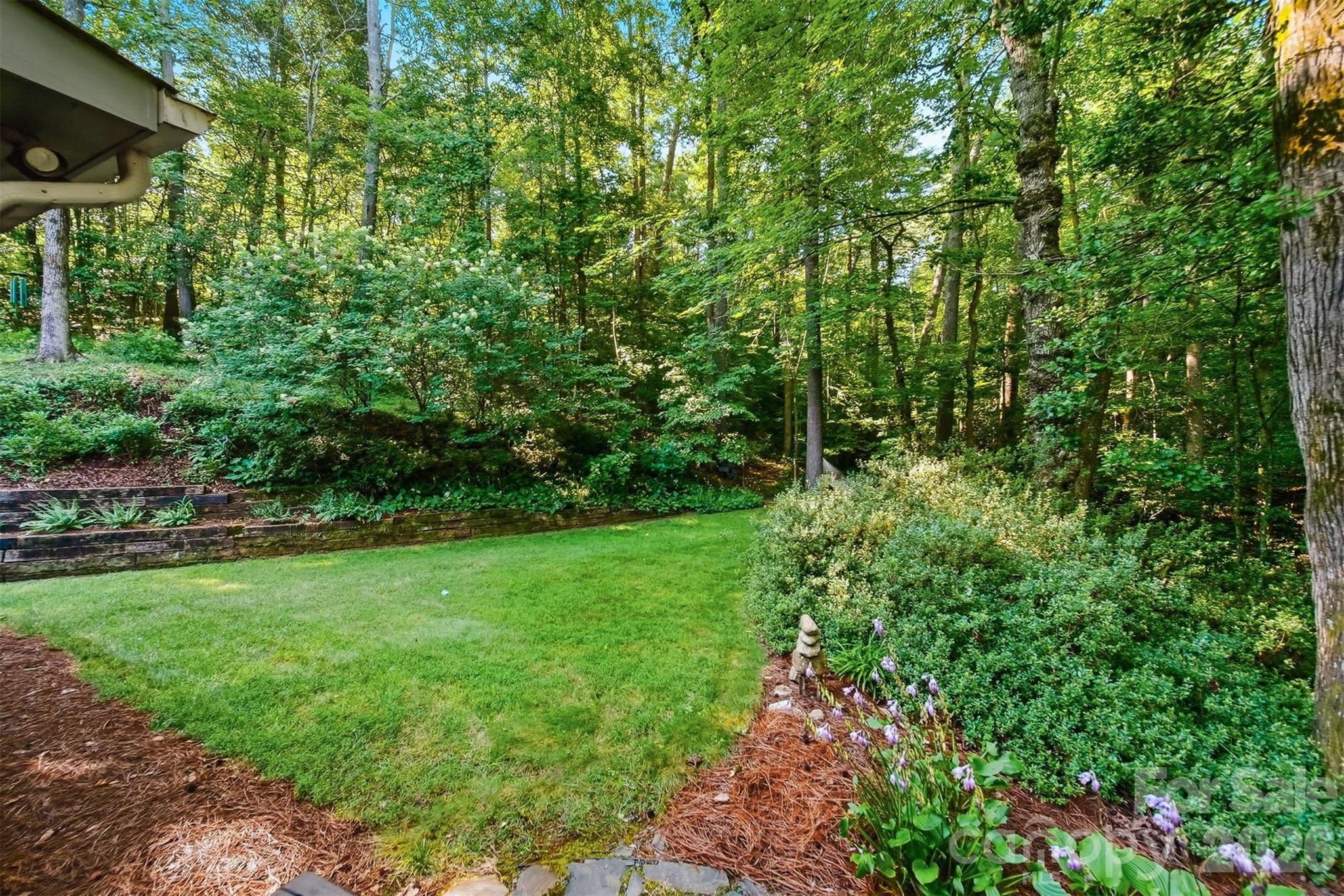 414 Stonecroft Drive SE — Lenoir