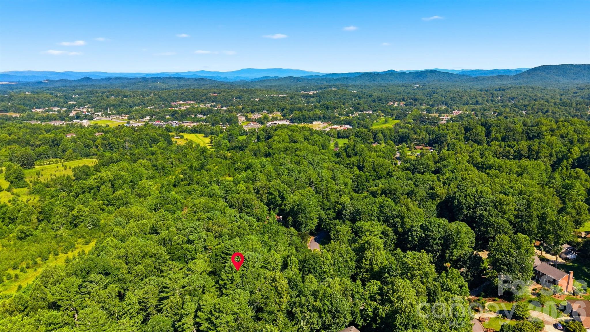 414 Stonecroft Drive SE — Lenoir