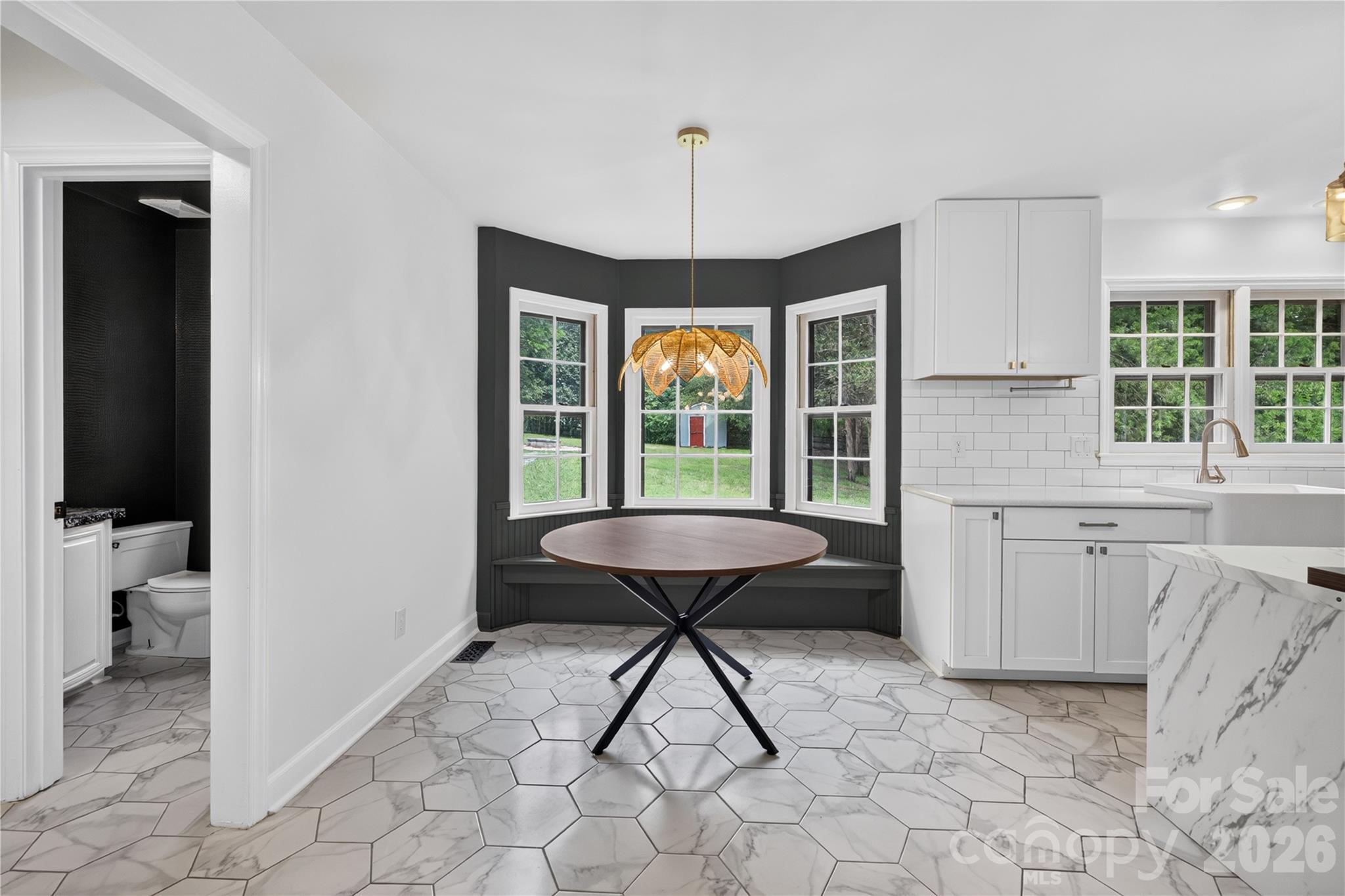 8055 Tifton Road — Charlotte