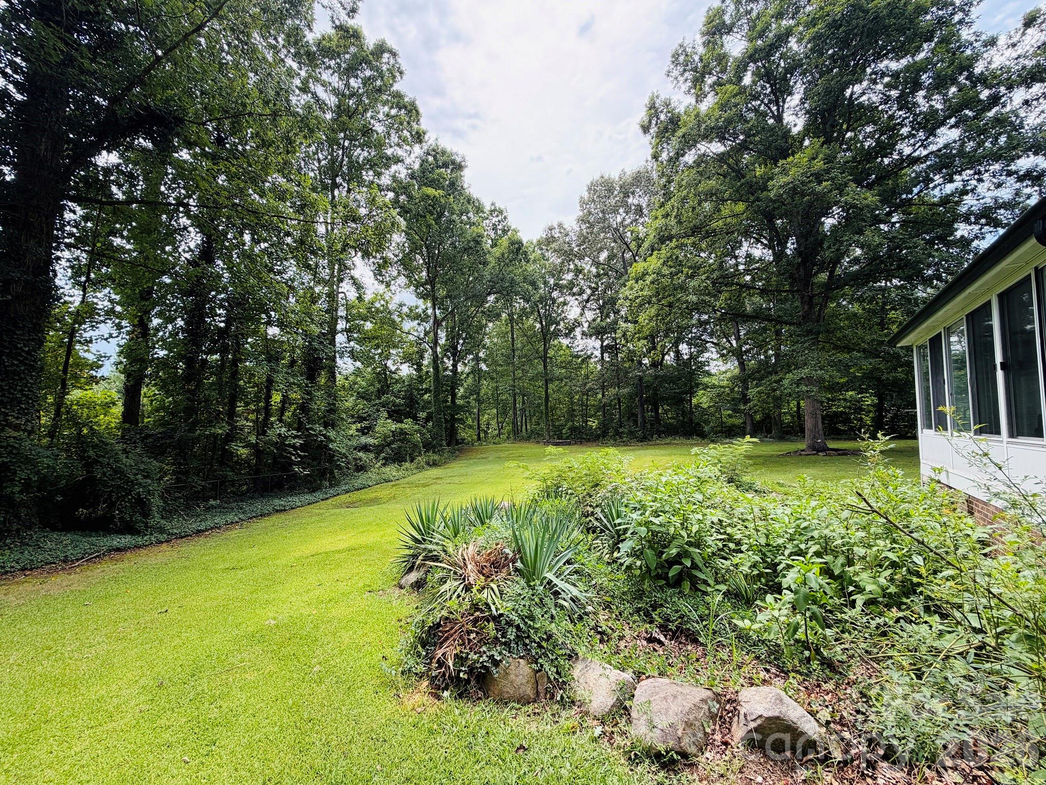 125 Red Fox Court — Mount Holly