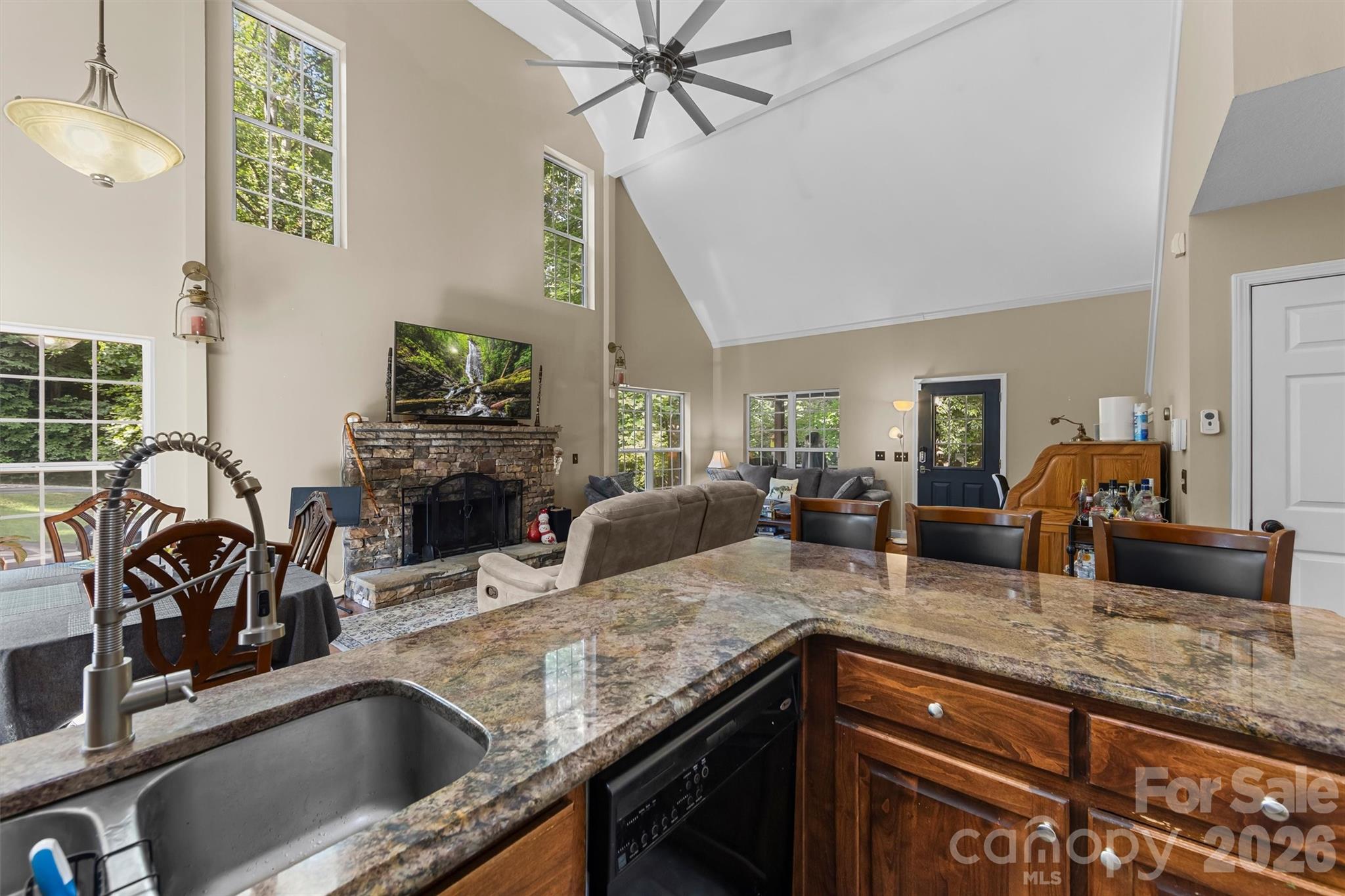 315 Honey Locust Lane — Whittier