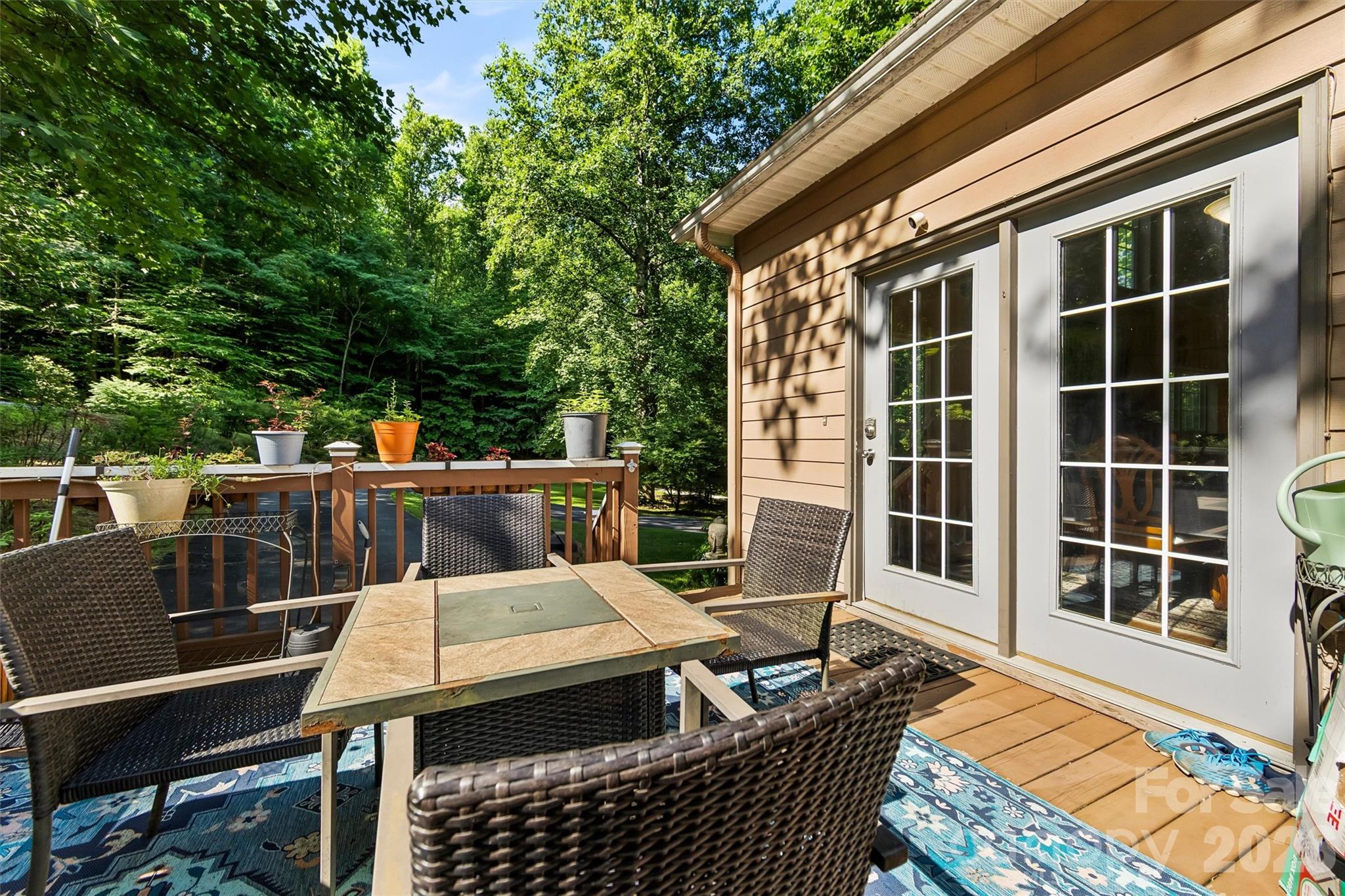 315 Honey Locust Lane — Whittier