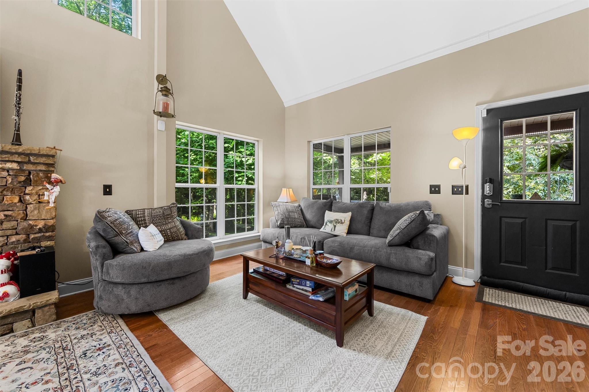 315 Honey Locust Lane — Whittier