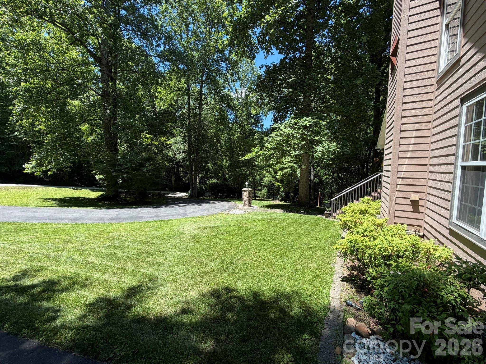 315 Honey Locust Lane — Whittier