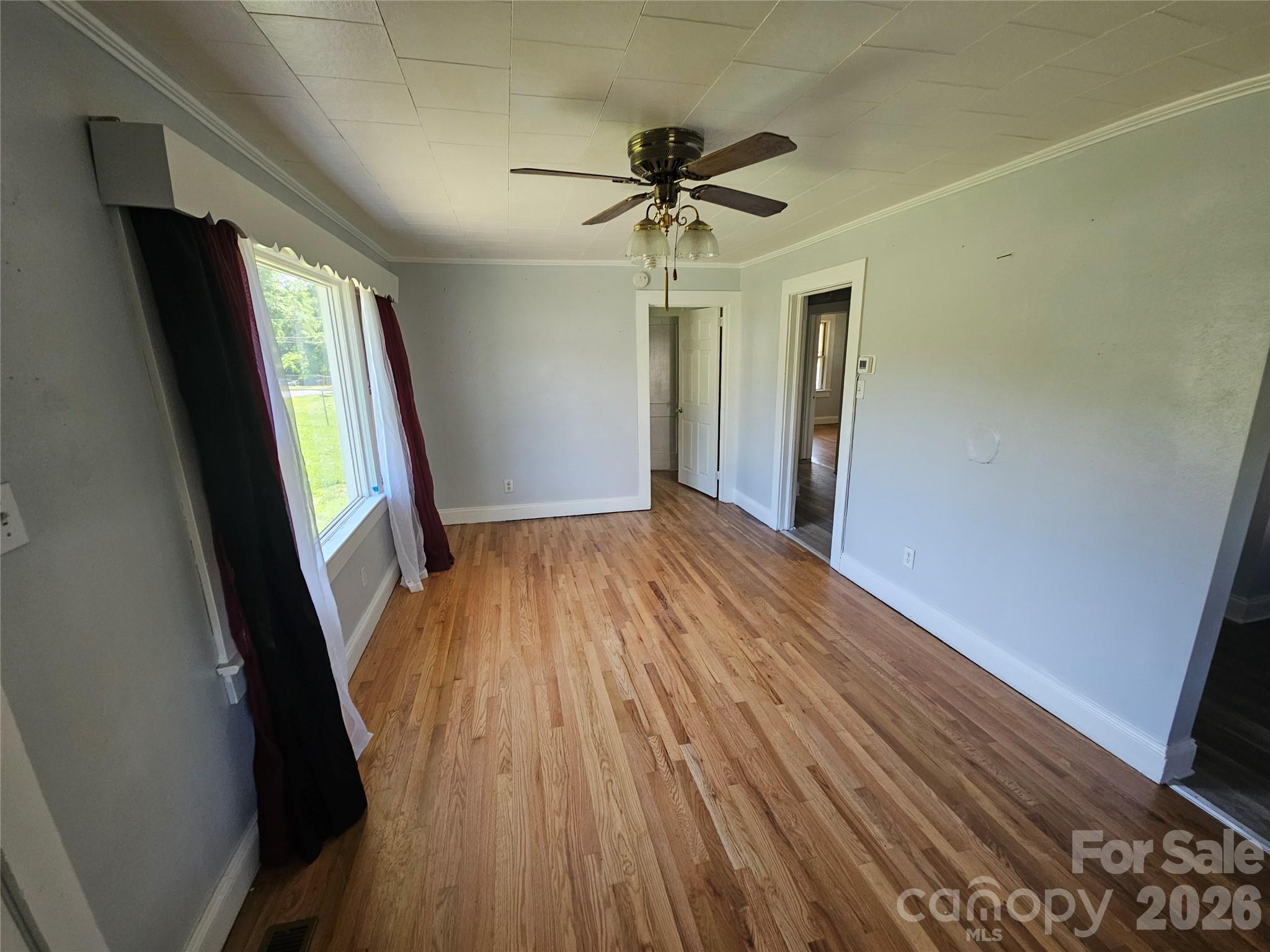 1515 16th Avenue NE — Hickory