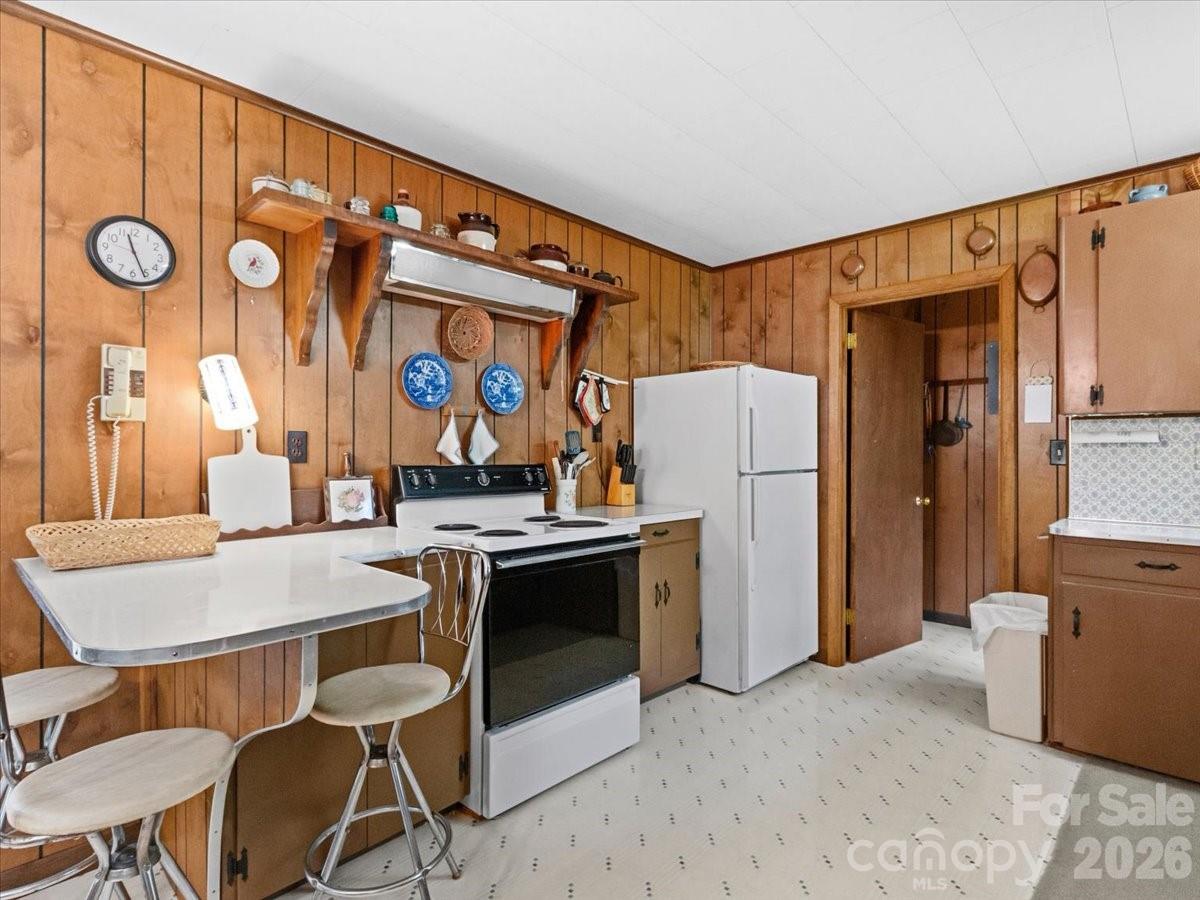198 Florida Hill Drive — Green Mountain