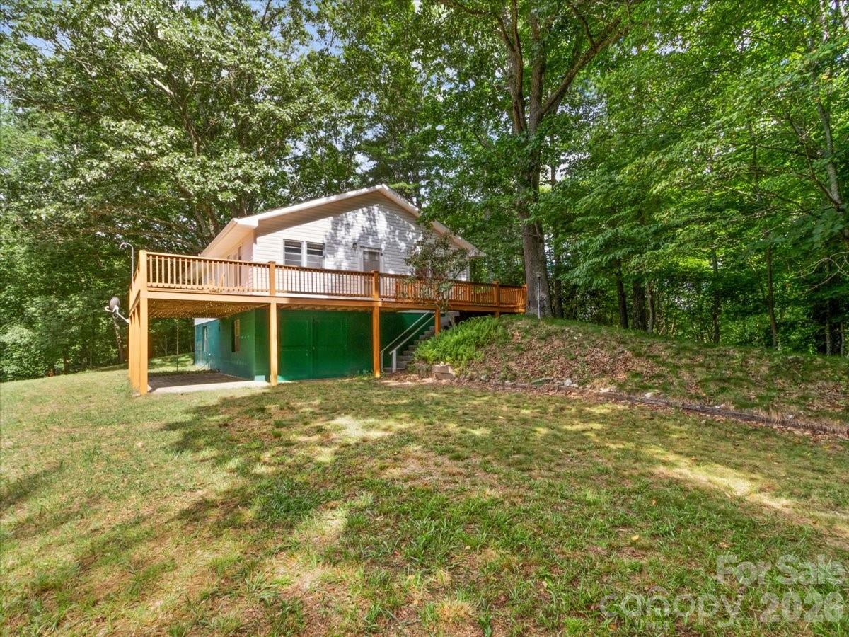 198 Florida Hill Drive — Green Mountain