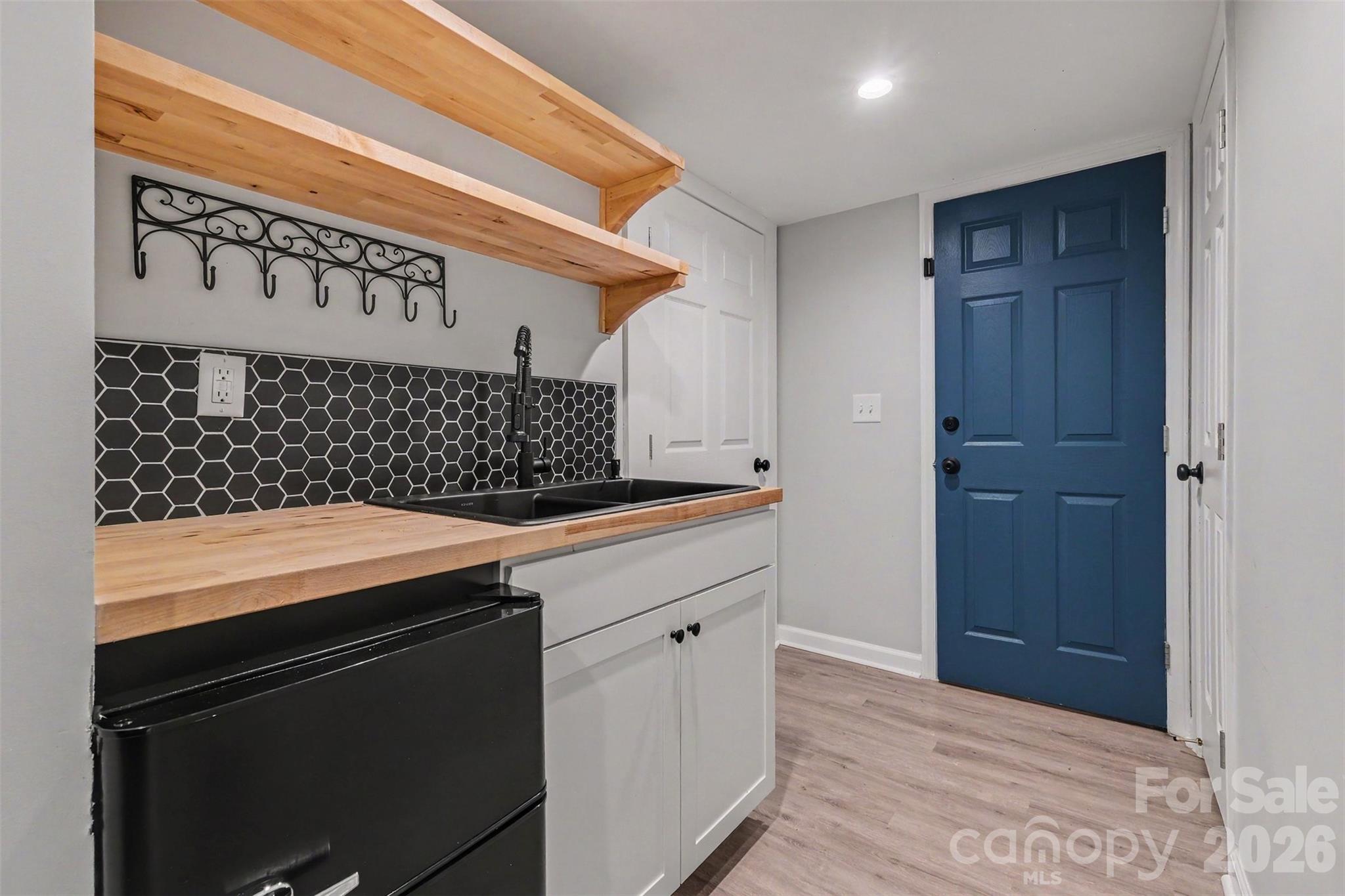 8537 Furrier Drive — Charlotte