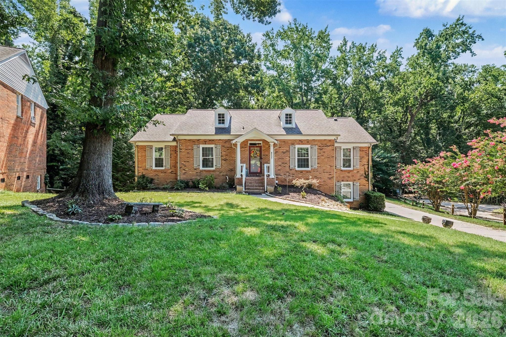 8537 Furrier Drive — Charlotte