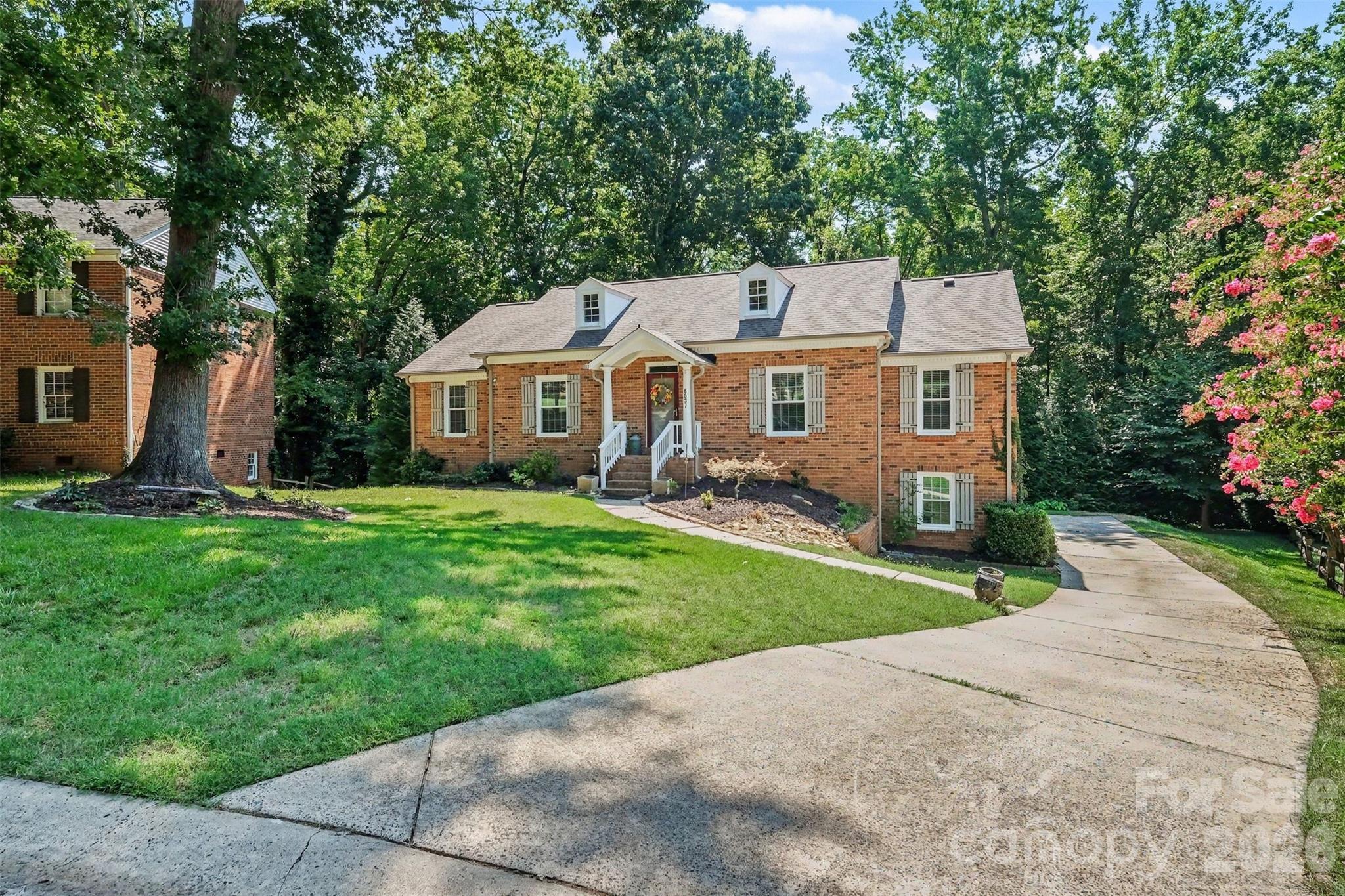 8537 Furrier Drive — Charlotte