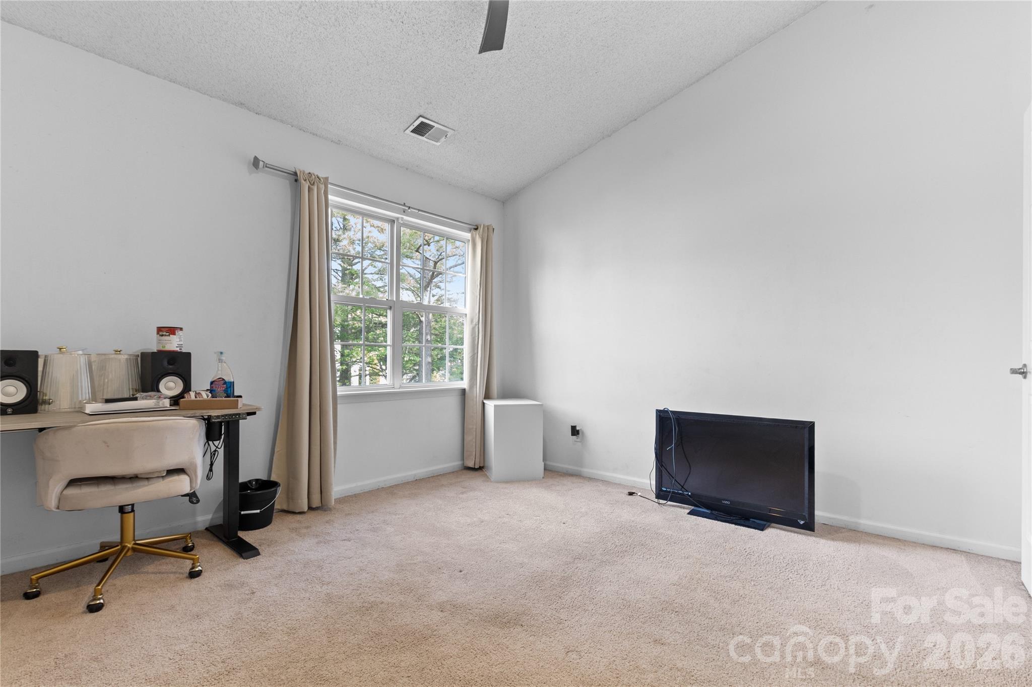 622 Emerald Cove Drive — Charlotte