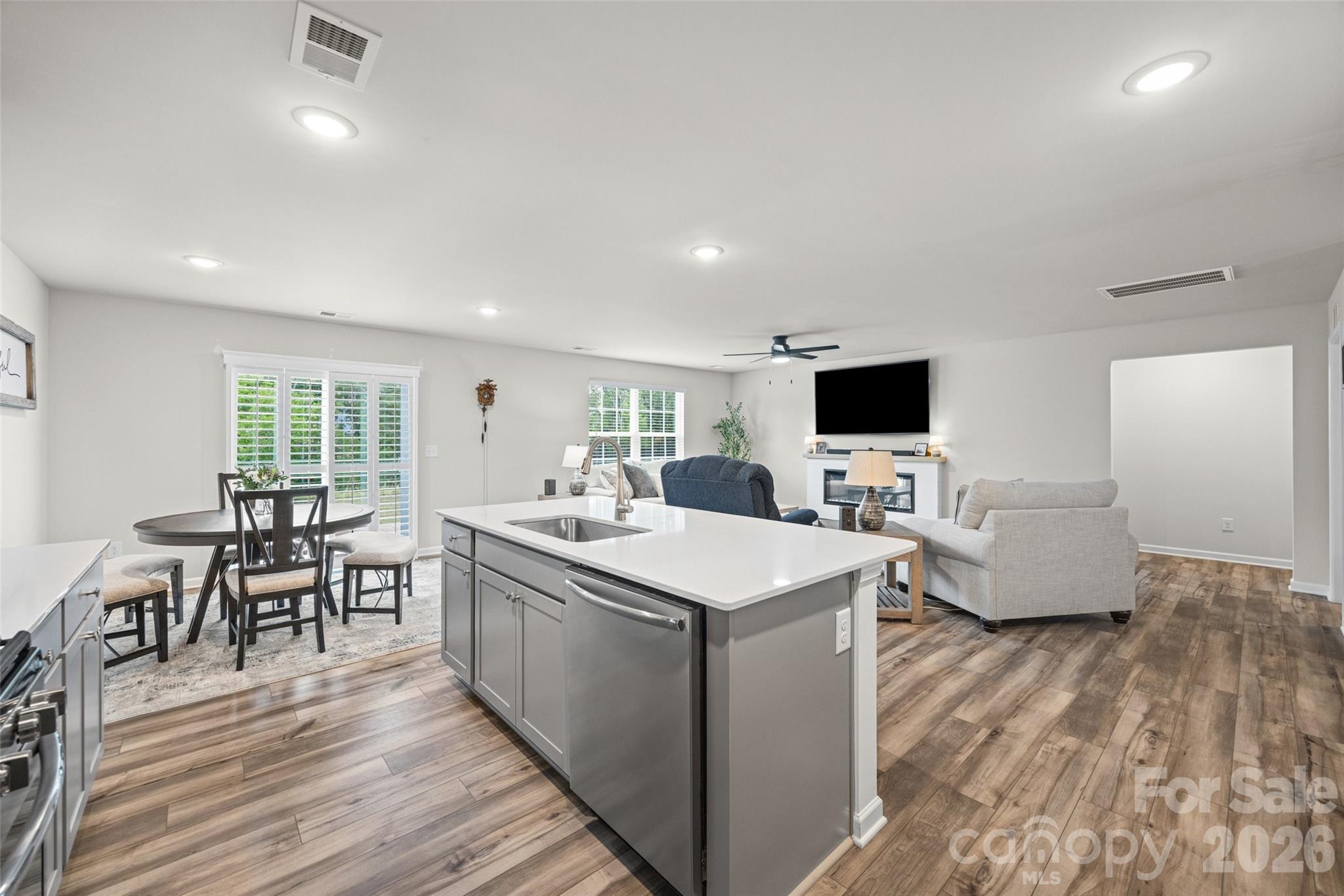 1183 Blackburn Circle #148 — Edgemoor