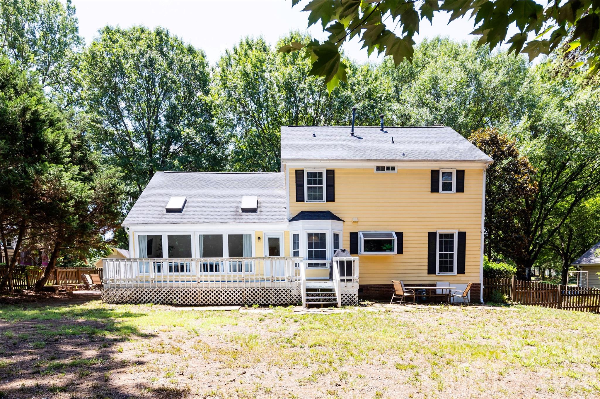 9613 Fairmead Drive — Charlotte
