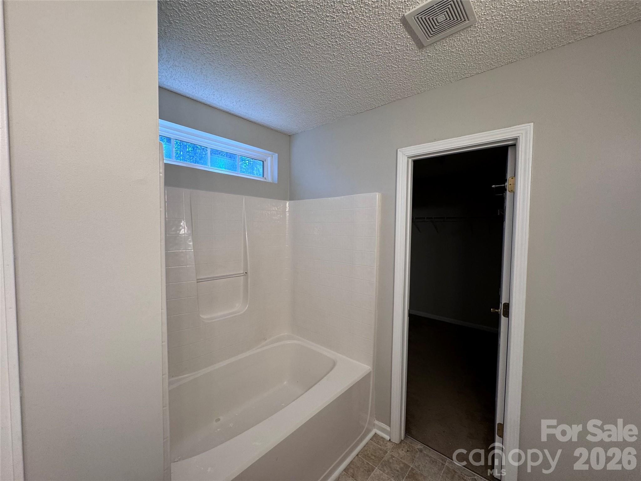 6528 Forest Cross Drive — Charlotte
