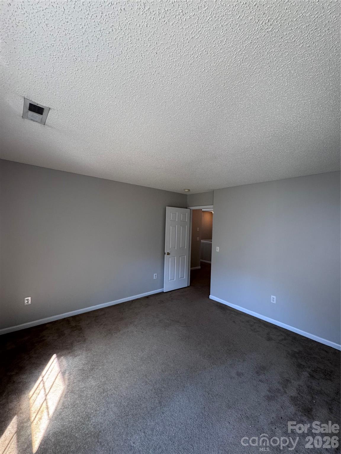 6528 Forest Cross Drive — Charlotte